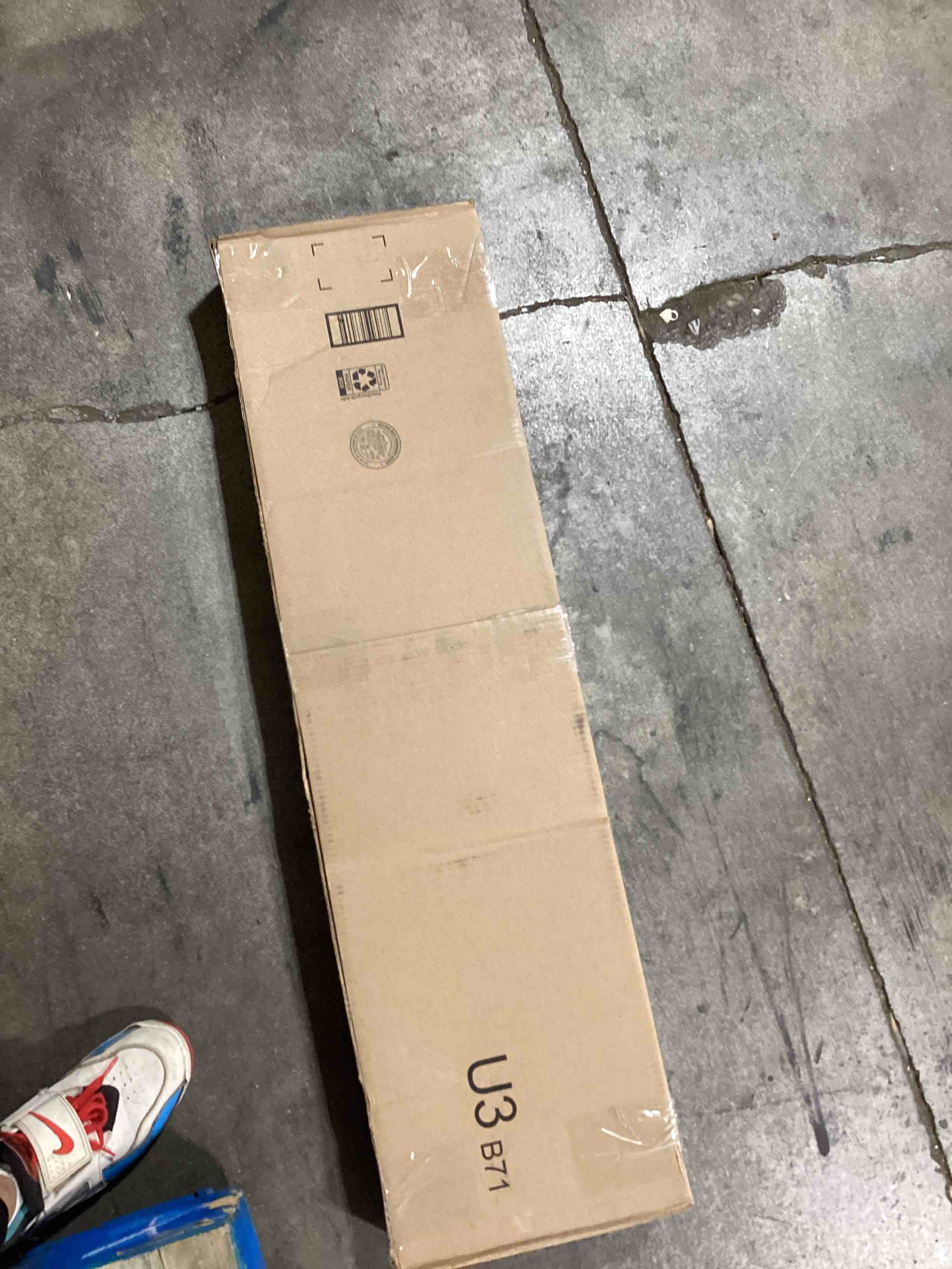 https://s3.amazonaws.com/lotting-images-prod/bidfta/PNK1838065_1757346267042.jpeg