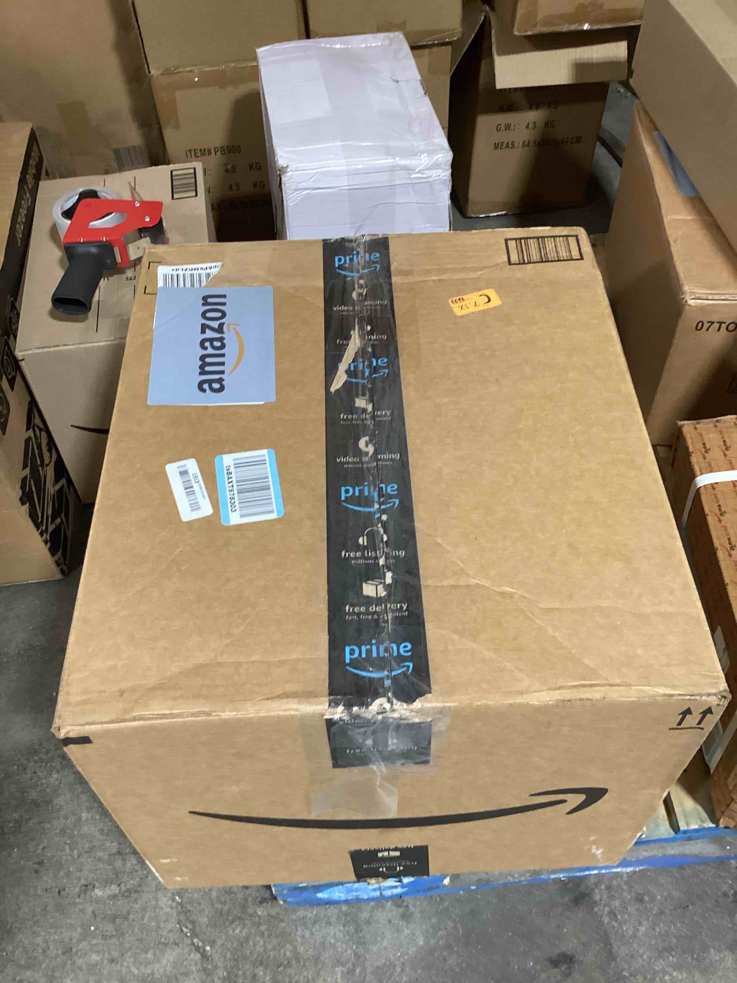 https://s3.amazonaws.com/lotting-images-prod/bidfta/PNK1838080_1757351940626.jpeg