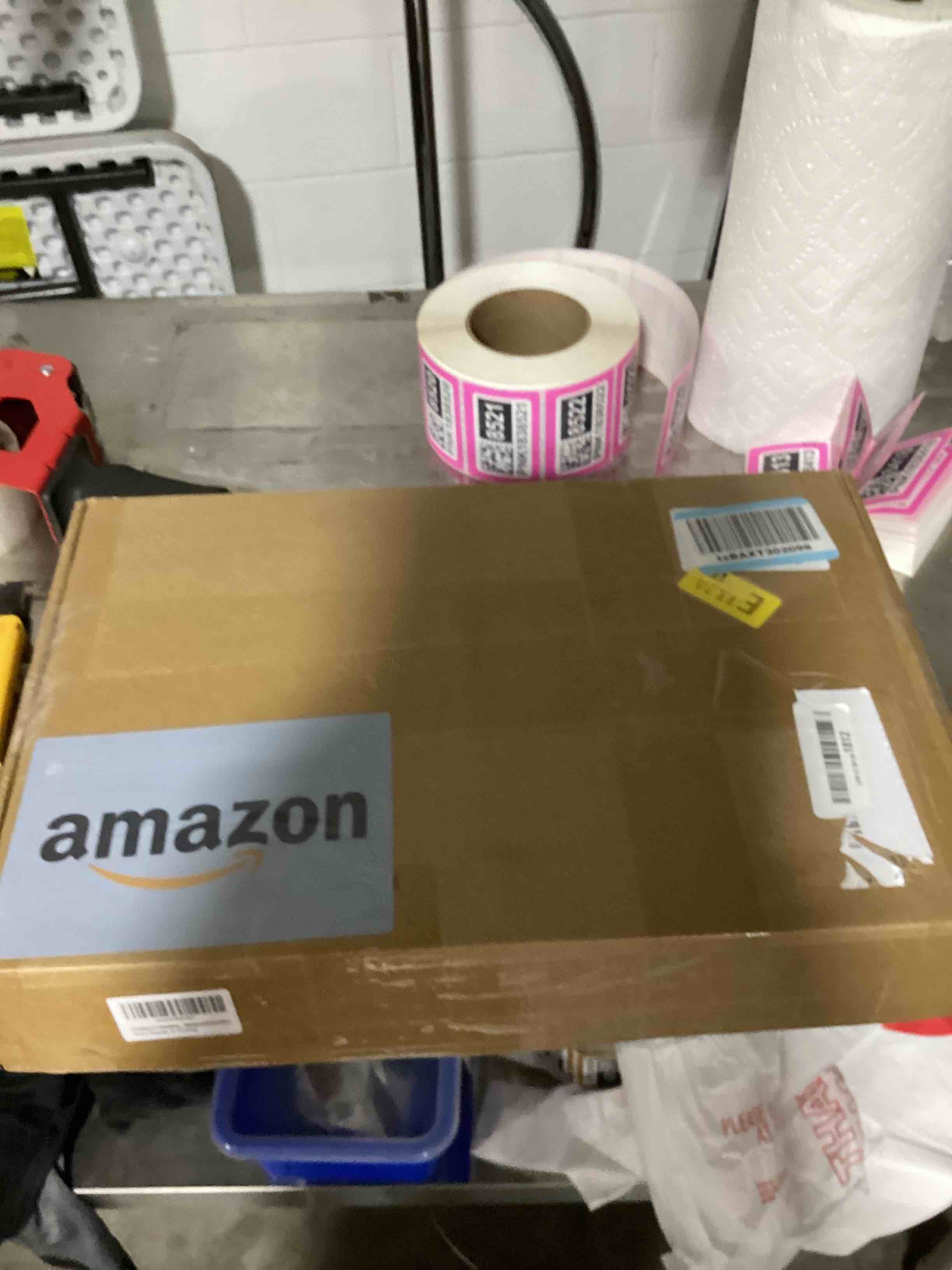 https://s3.amazonaws.com/lotting-images-prod/bidfta/PNK1838412_1757598795788.jpeg