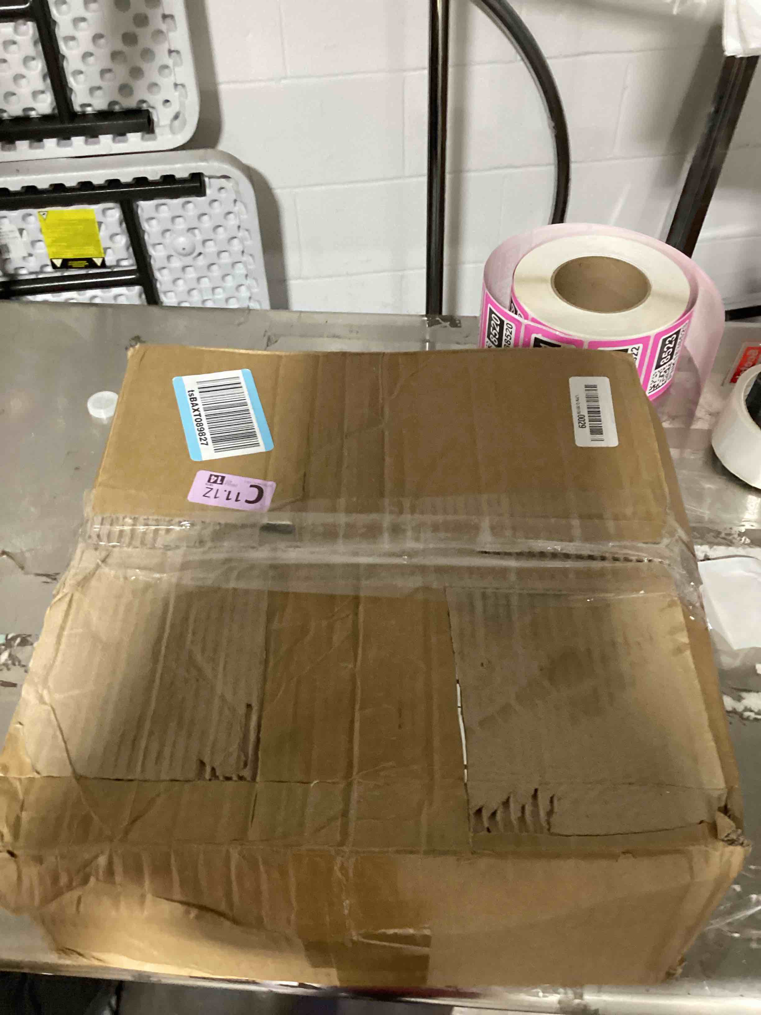 https://s3.amazonaws.com/lotting-images-prod/bidfta/PNK1838416_1757599471849.jpeg