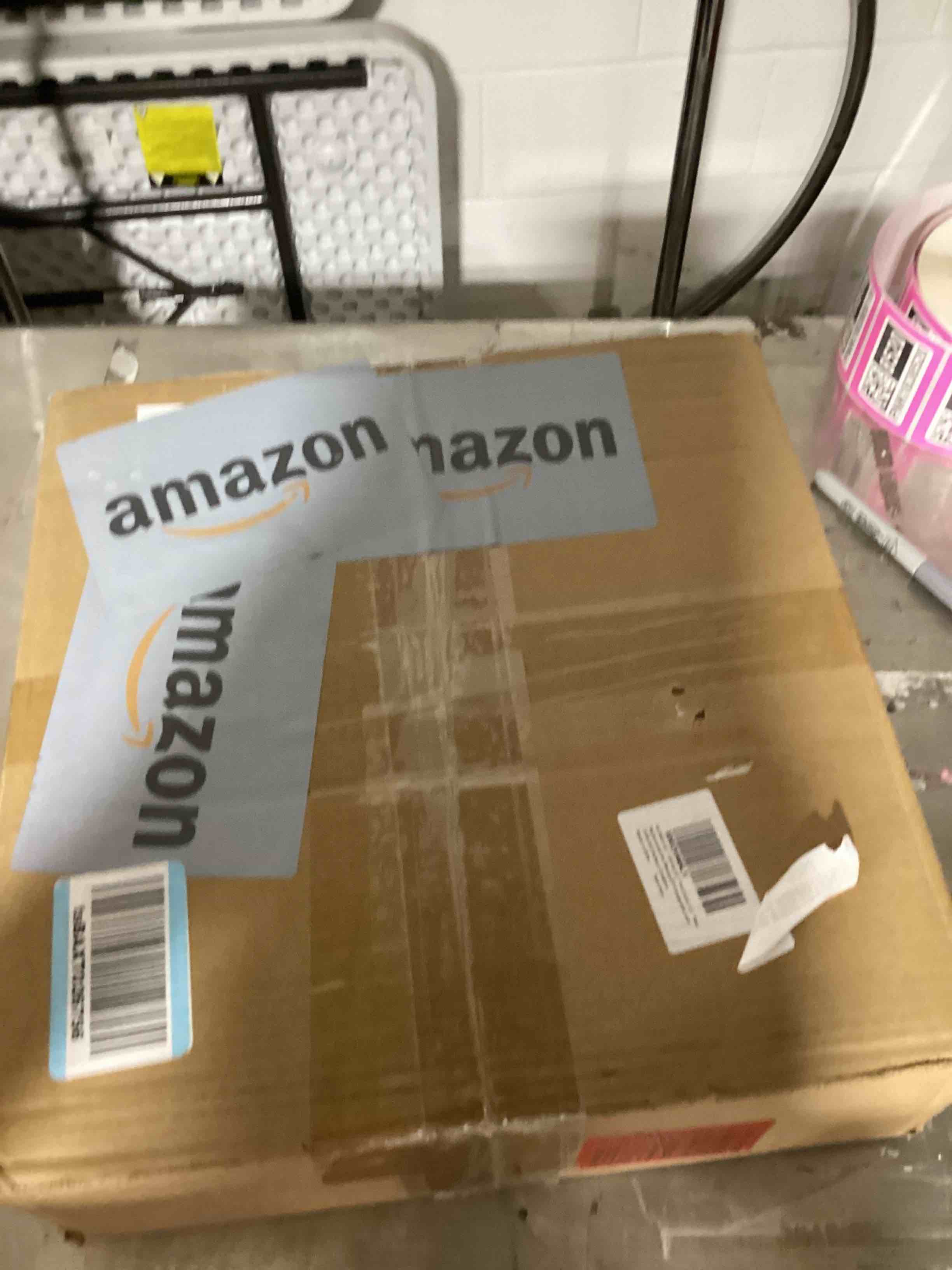 https://s3.amazonaws.com/lotting-images-prod/bidfta/PNK1838422_1757600305434.jpeg