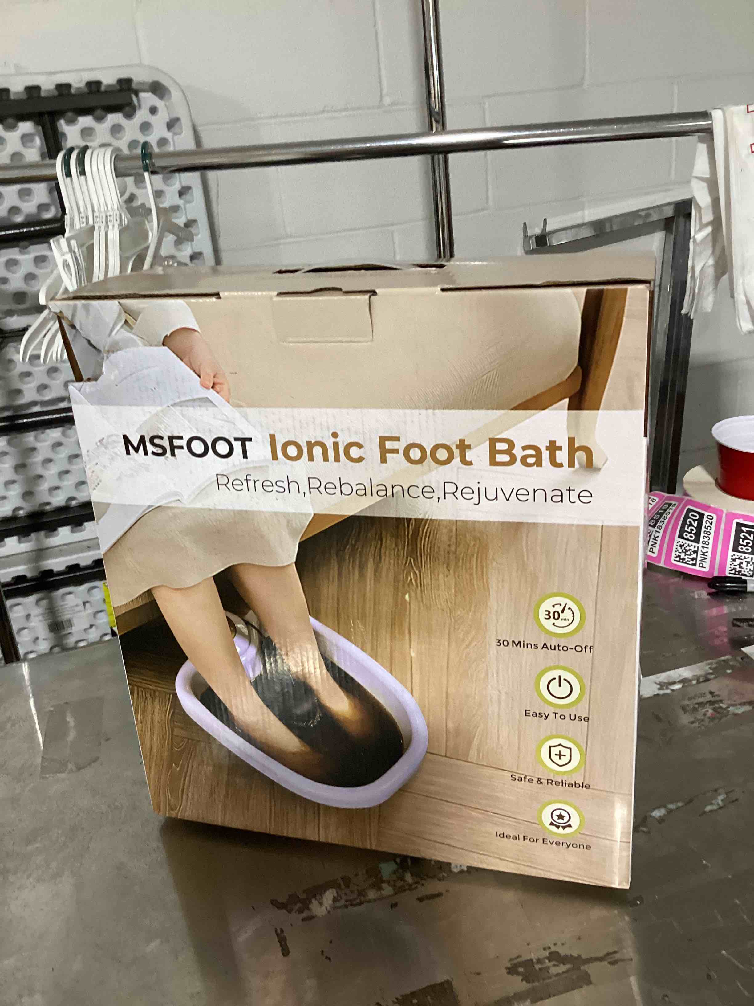 https://s3.amazonaws.com/lotting-images-prod/bidfta/PNK1838471_1757612140208.jpeg