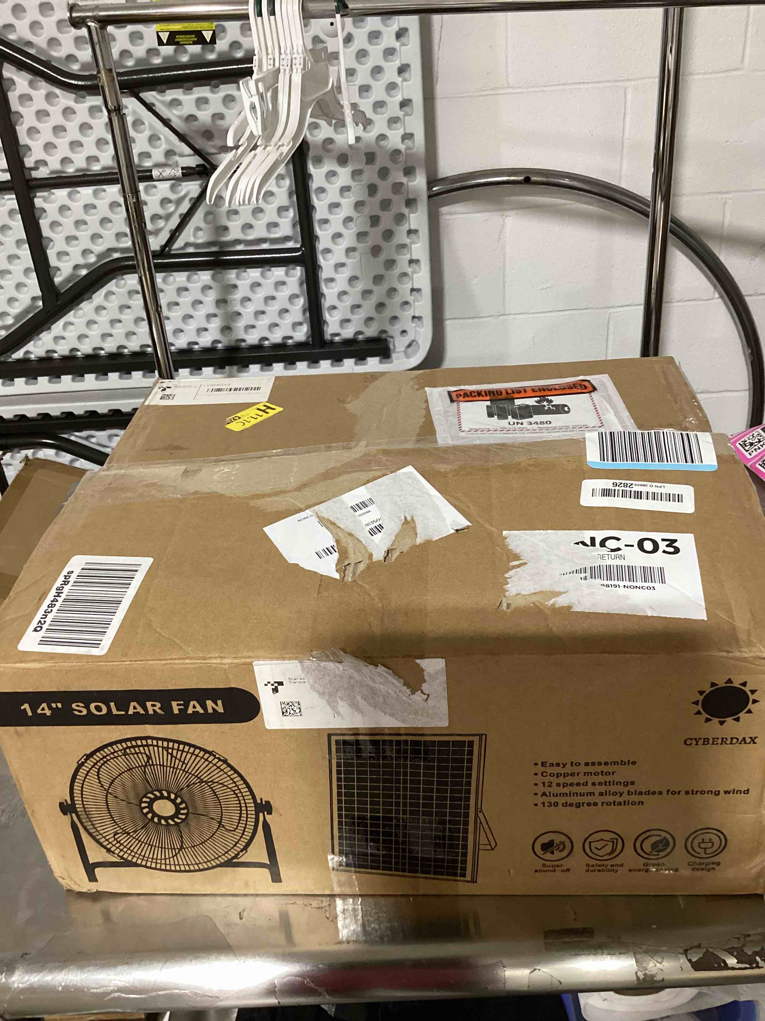 https://s3.amazonaws.com/lotting-images-prod/bidfta/PNK1838473_1757612310097.jpeg