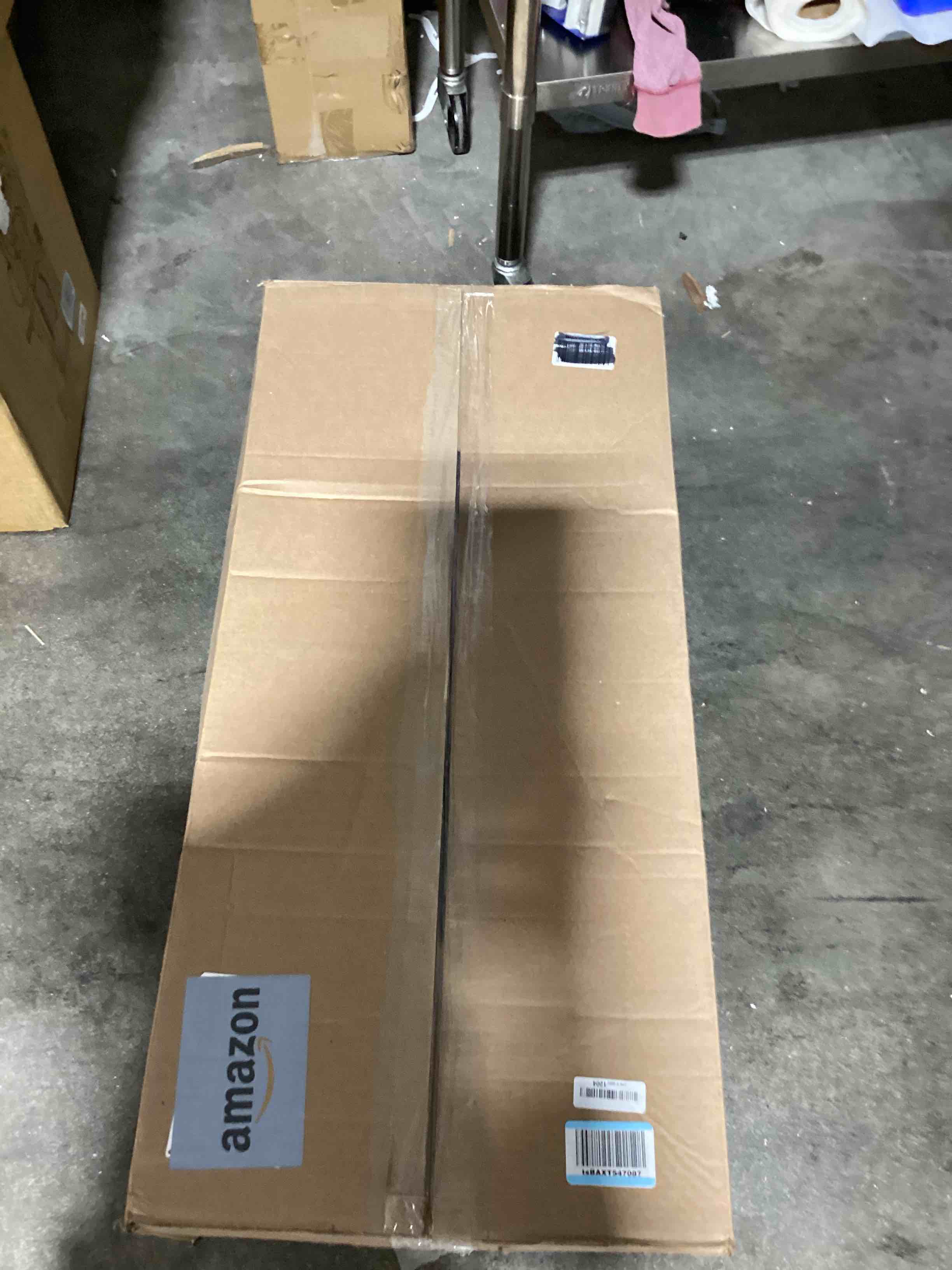 https://s3.amazonaws.com/lotting-images-prod/bidfta/PNK1838523_1757687919080.jpeg