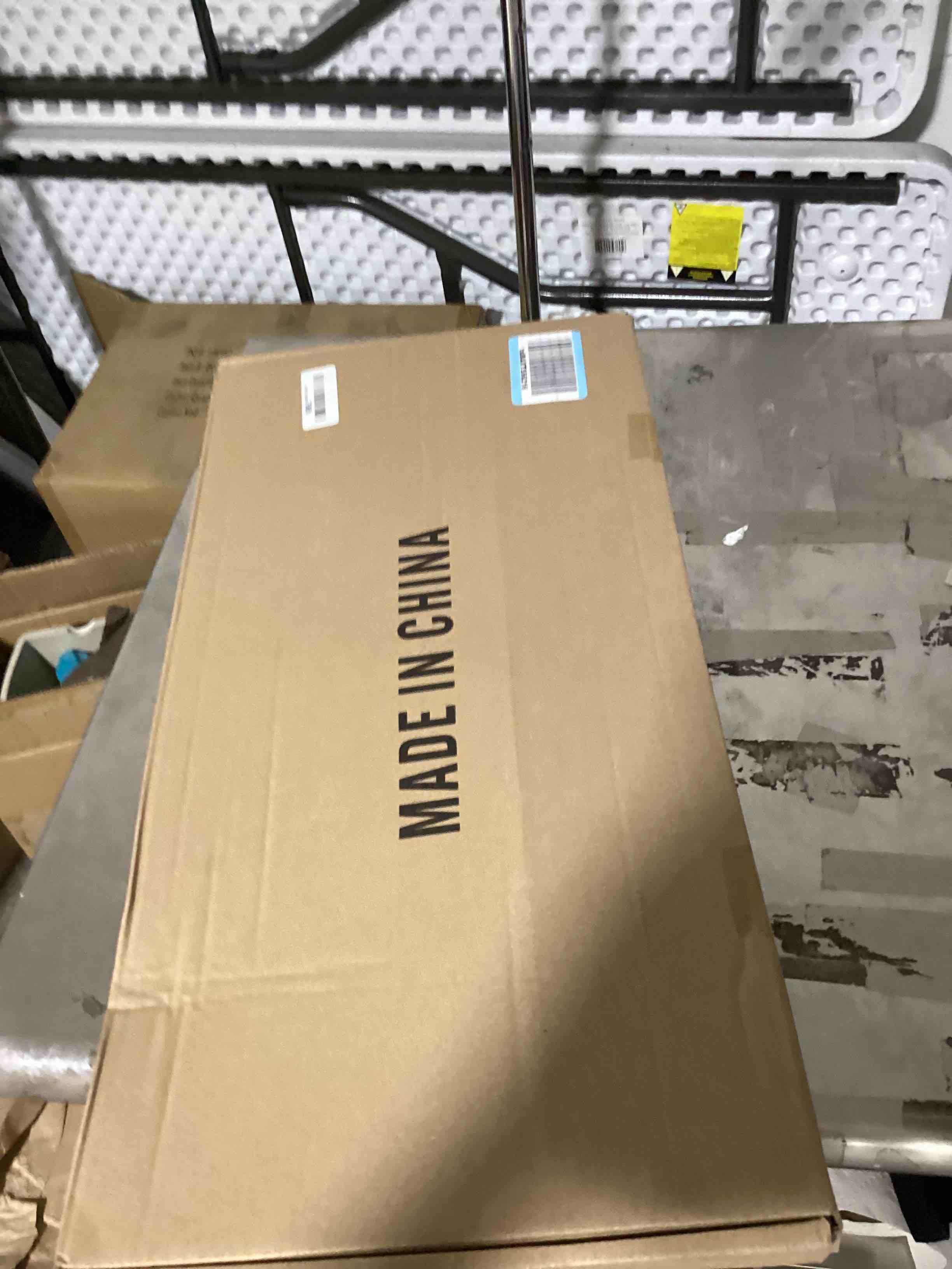 https://s3.amazonaws.com/lotting-images-prod/bidfta/PNK1838641_1757710998302.jpeg