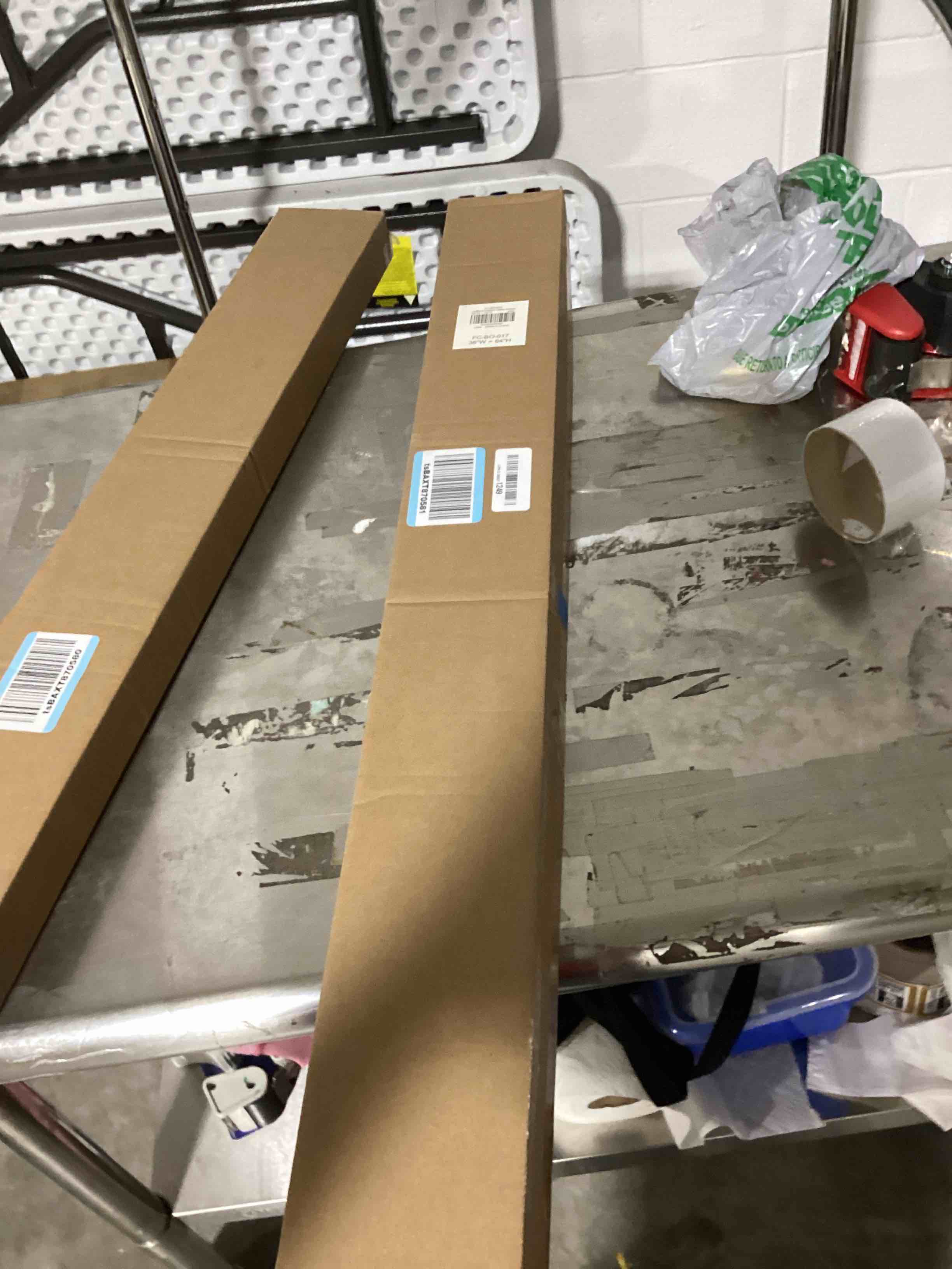 https://s3.amazonaws.com/lotting-images-prod/bidfta/PNK1838645_1757709987951.jpeg