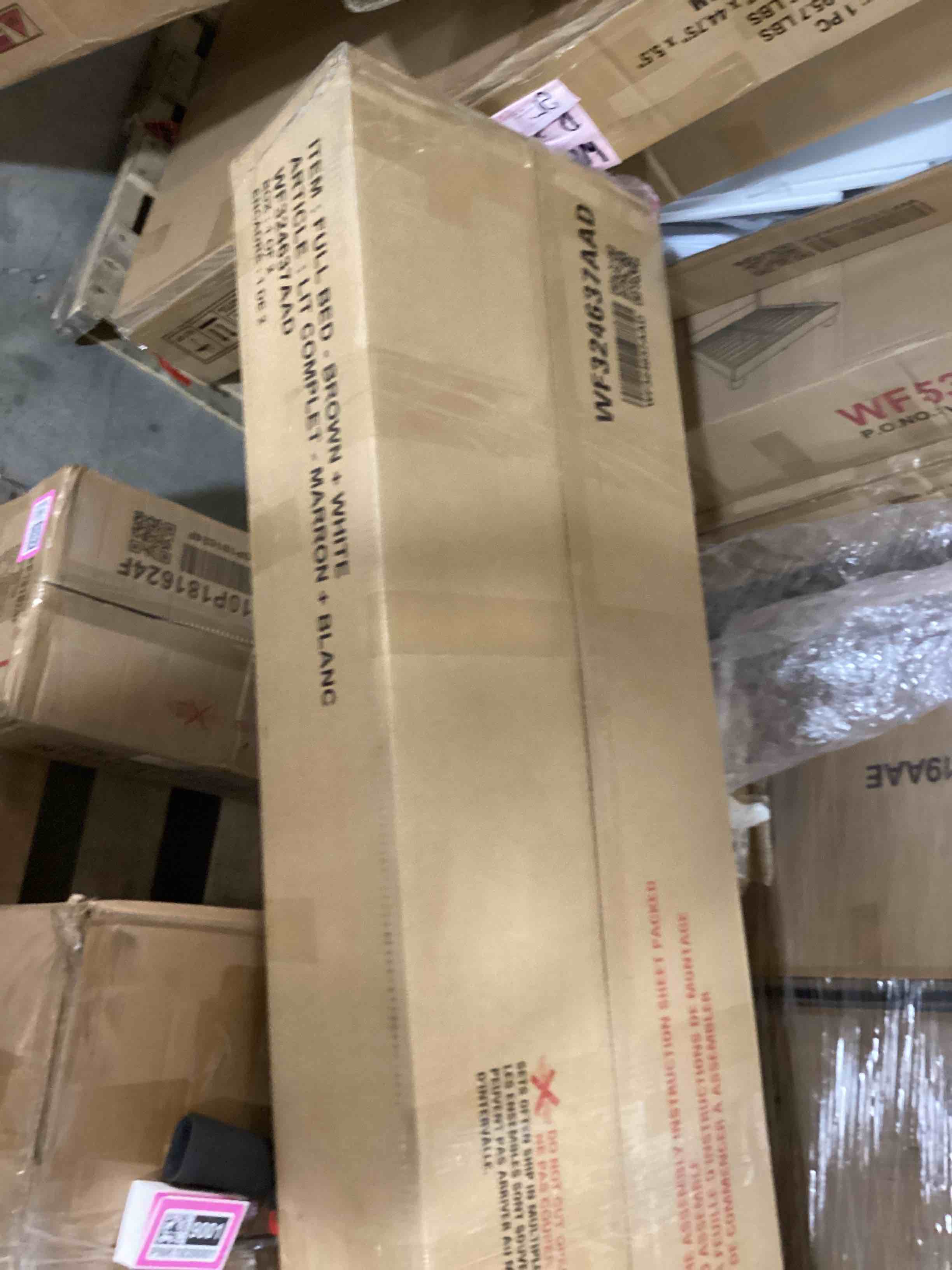 https://s3.amazonaws.com/lotting-images-prod/bidfta/PNK1838895_1758128736843.jpeg