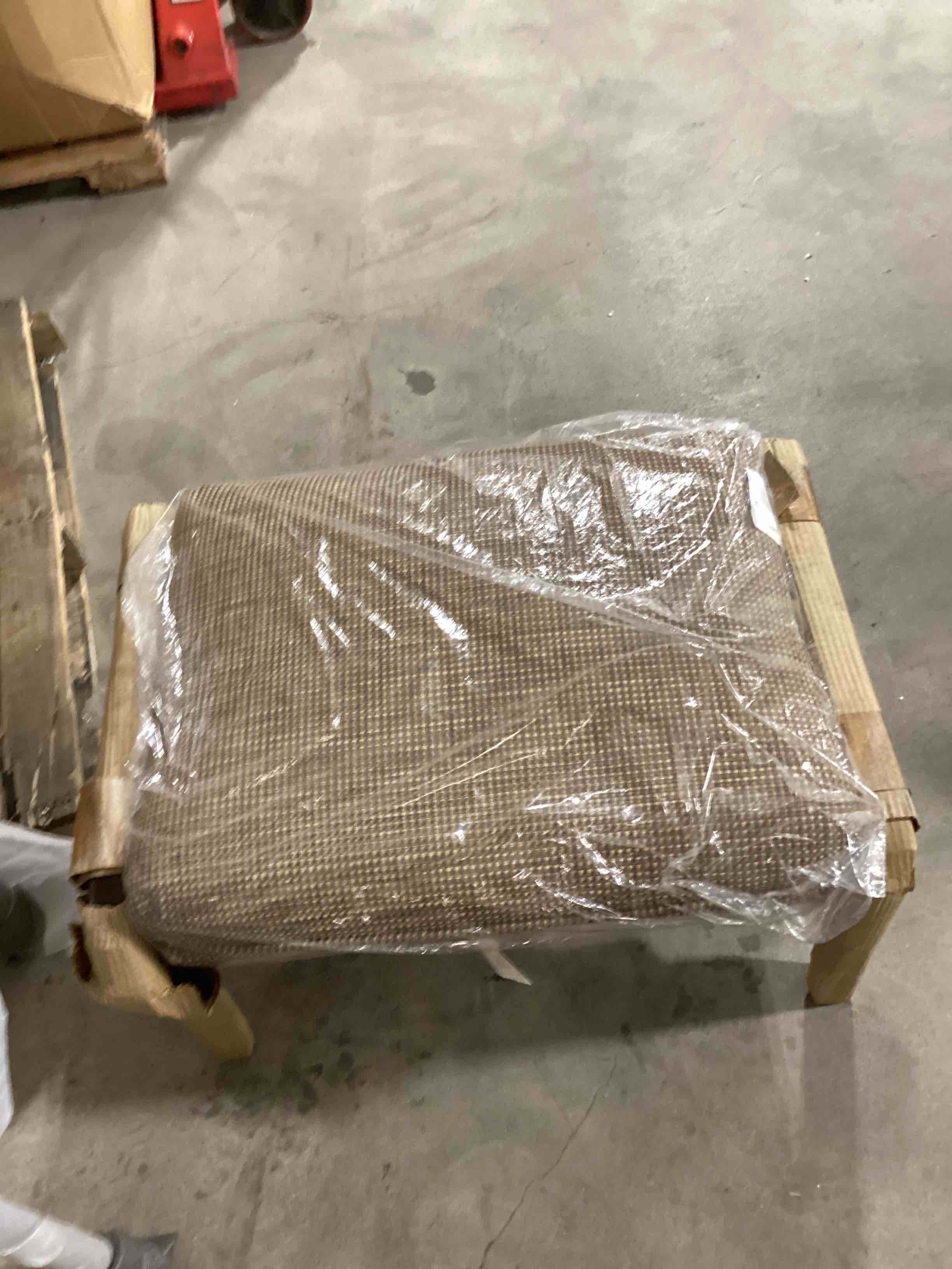 Ottoman cushioned 