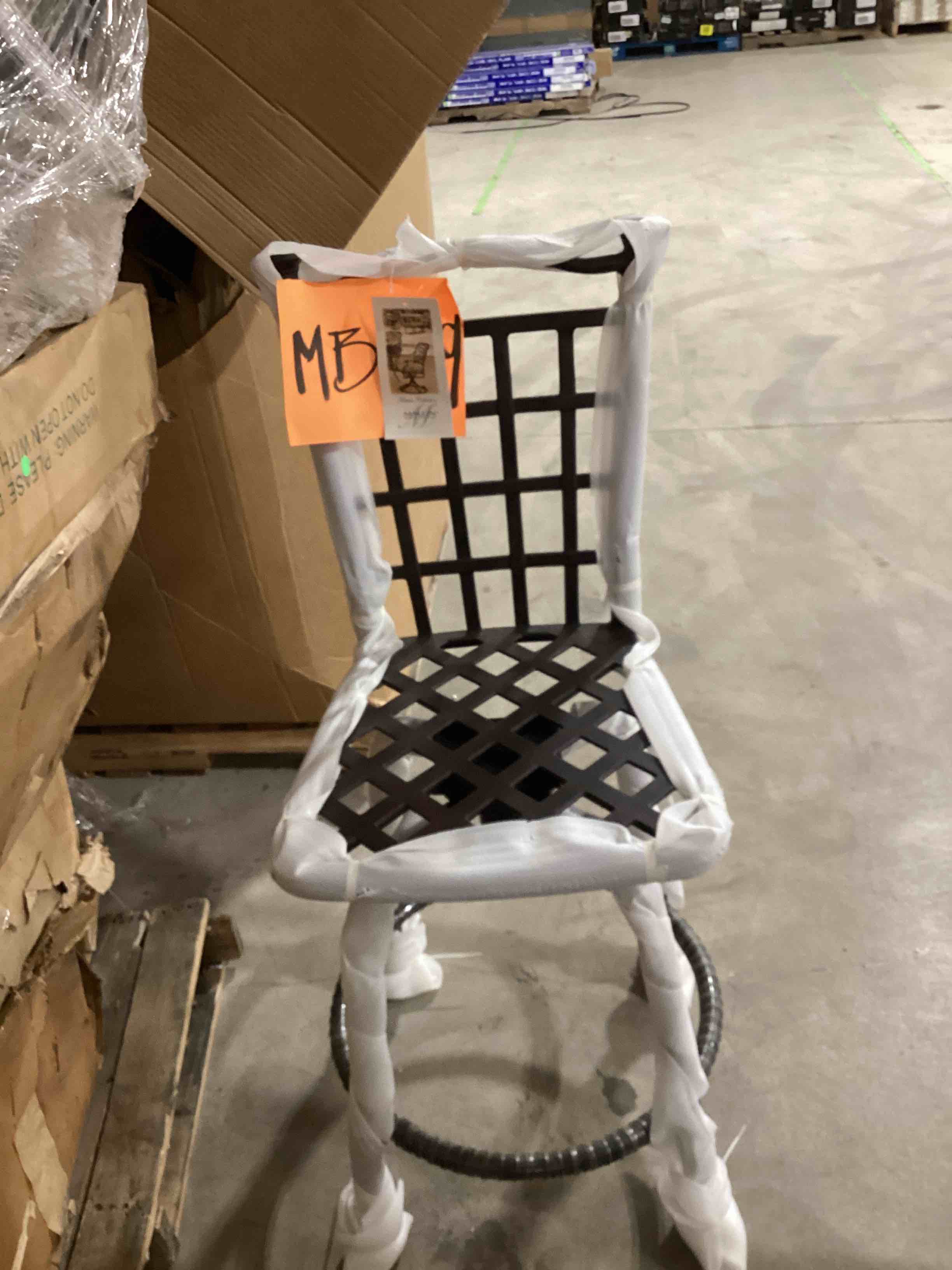 Mallin 26” Swivel Barstool 