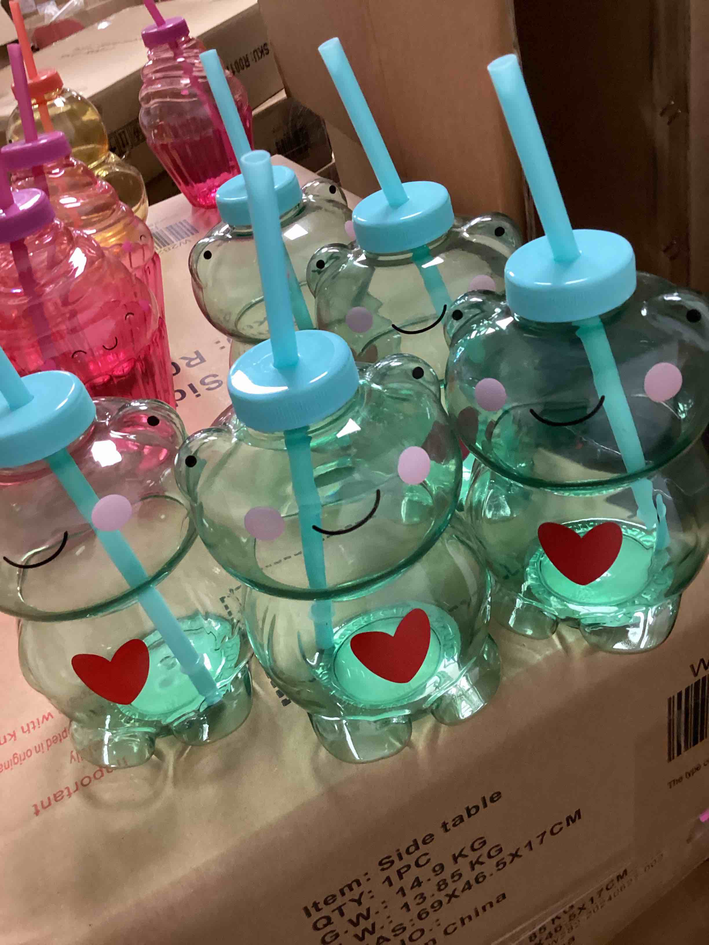Frog Cups with straws 5 in a bag 