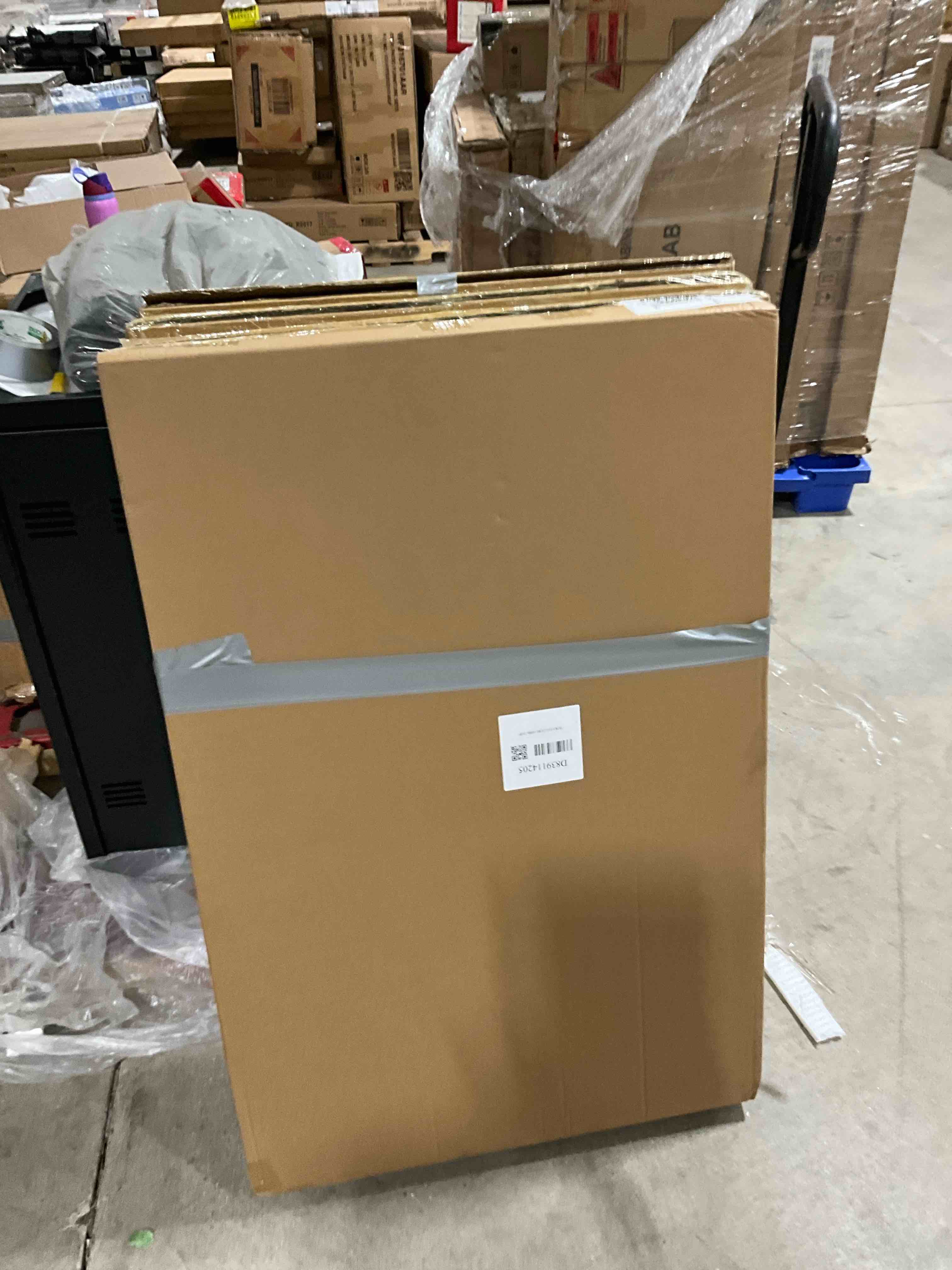 https://s3.amazonaws.com/lotting-images-prod/bidfta/PNK1839483_1758922063279.jpeg