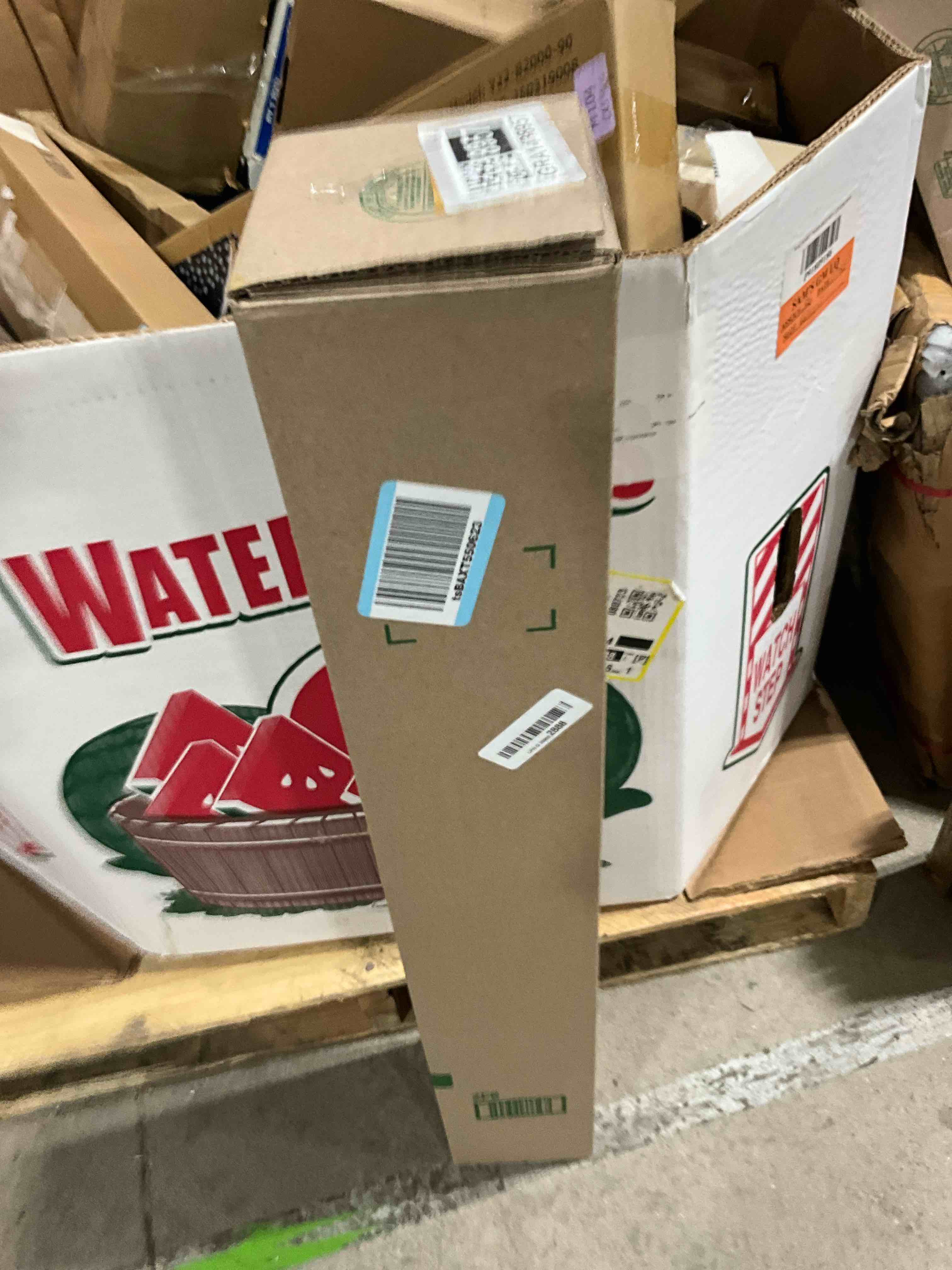 https://s3.amazonaws.com/lotting-images-prod/bidfta/PNK1839701_1759328172441.jpeg