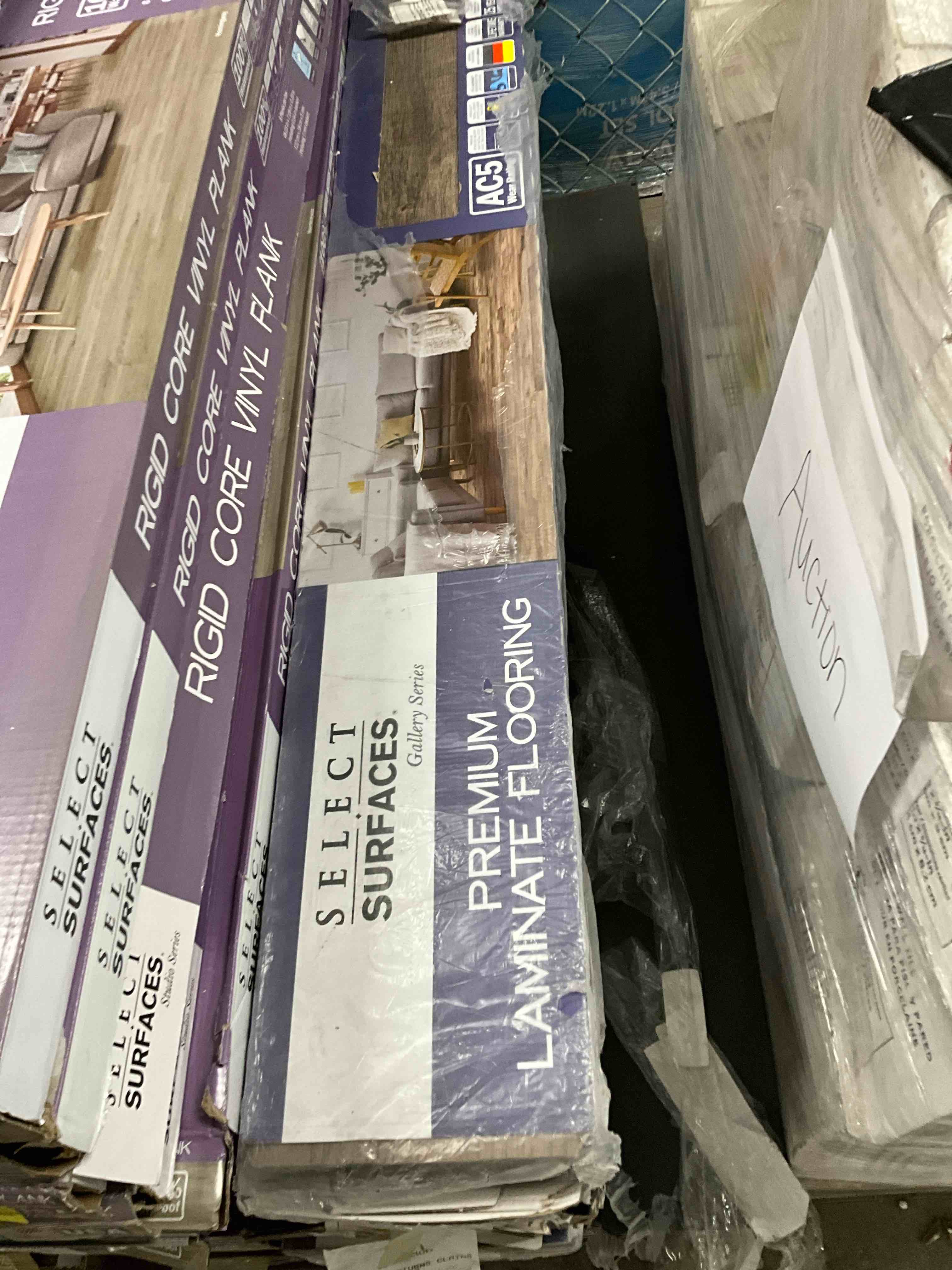 SELECT SURFACES HARLOW LAMINATE FLOORING 