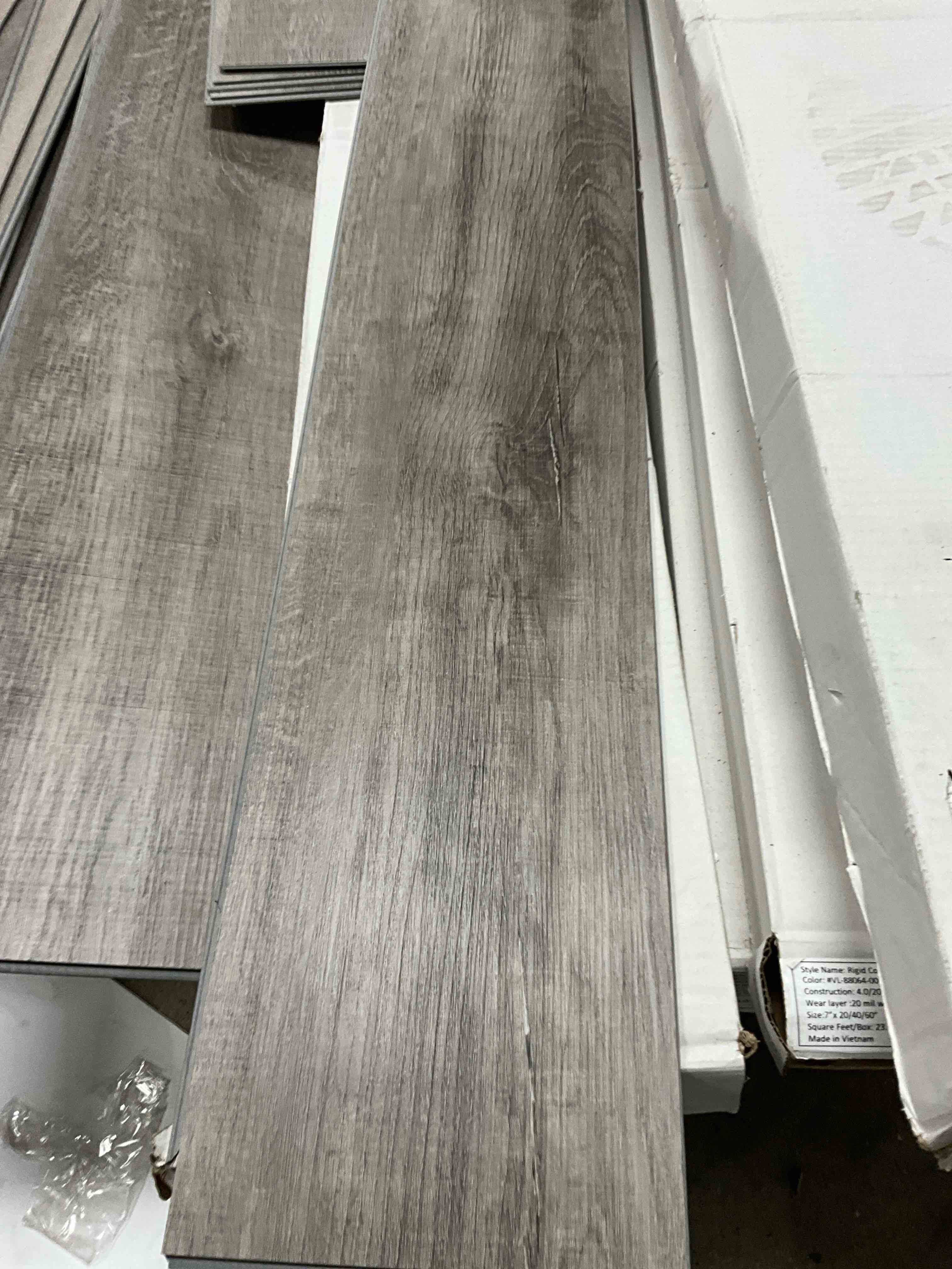 Rigid Core color #VL-8806-004