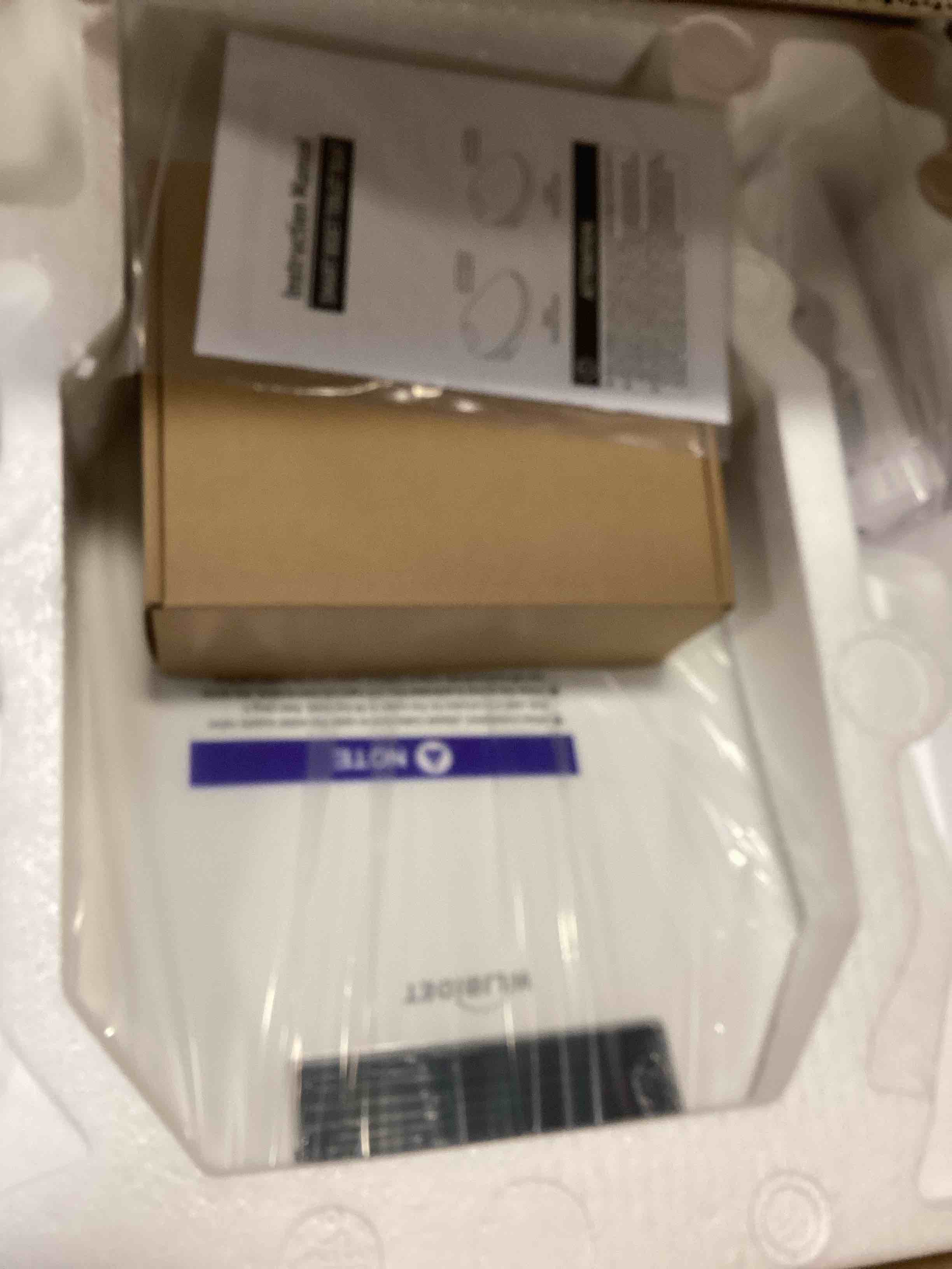 https://s3.amazonaws.com/lotting-images-prod/bidfta/PNK1840499_1738785083149.jpeg