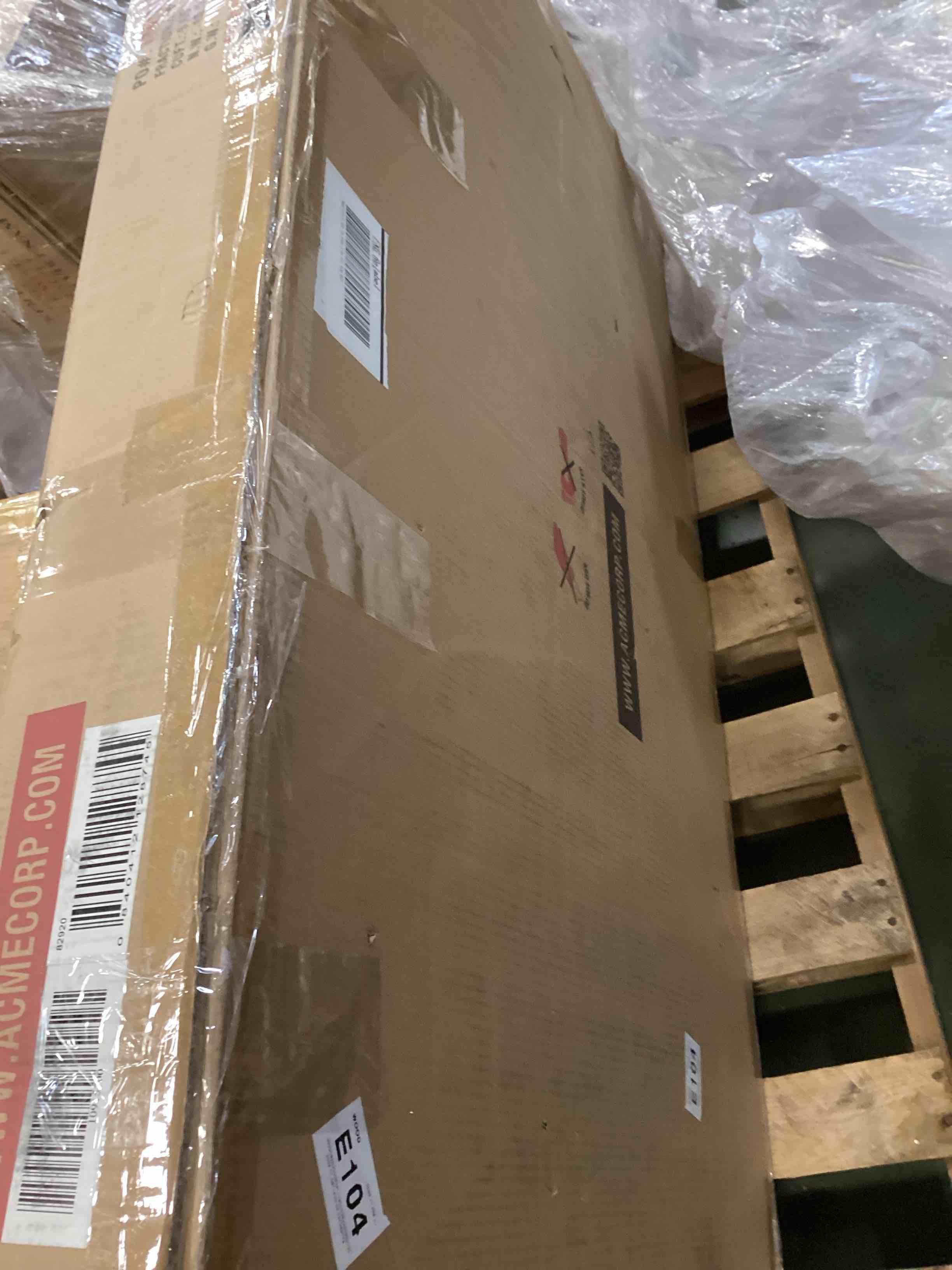 https://s3.amazonaws.com/lotting-images-prod/bidfta/PNK1840809_1738962325047.jpeg