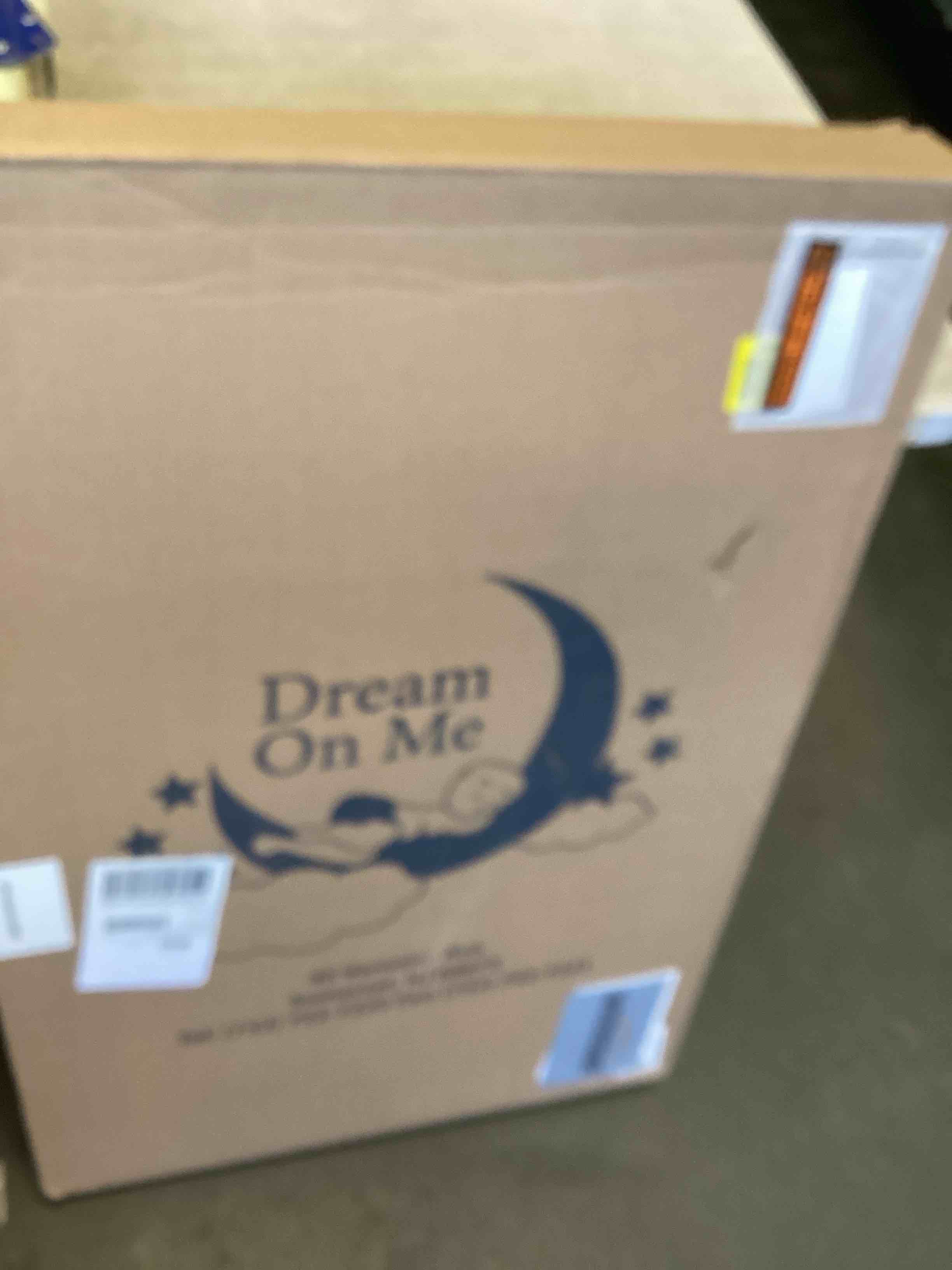 https://s3.amazonaws.com/lotting-images-prod/bidfta/PNK1841991_1739912973960.jpeg