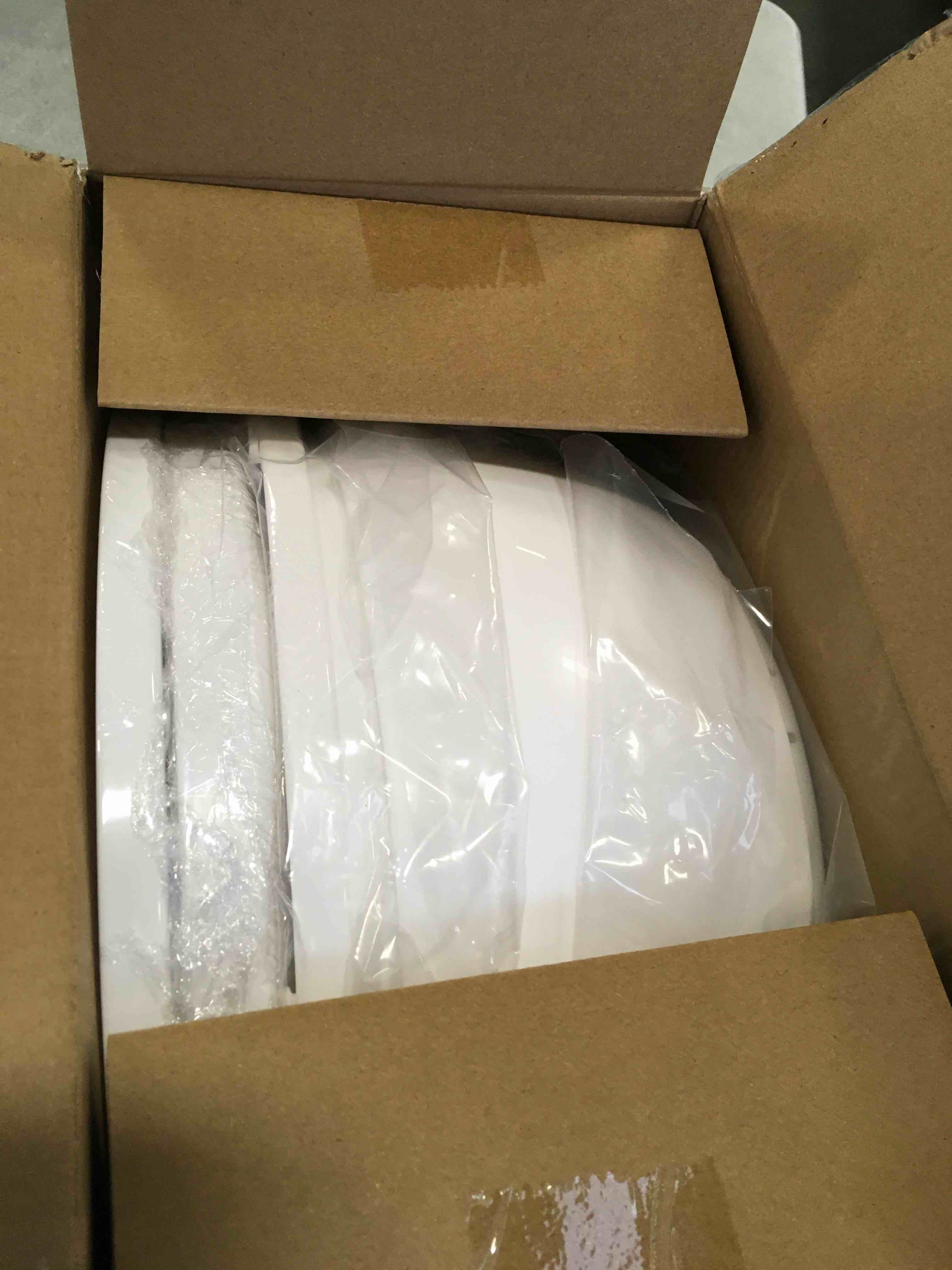 https://s3.amazonaws.com/lotting-images-prod/bidfta/PNK1842009_1739972422501.jpeg