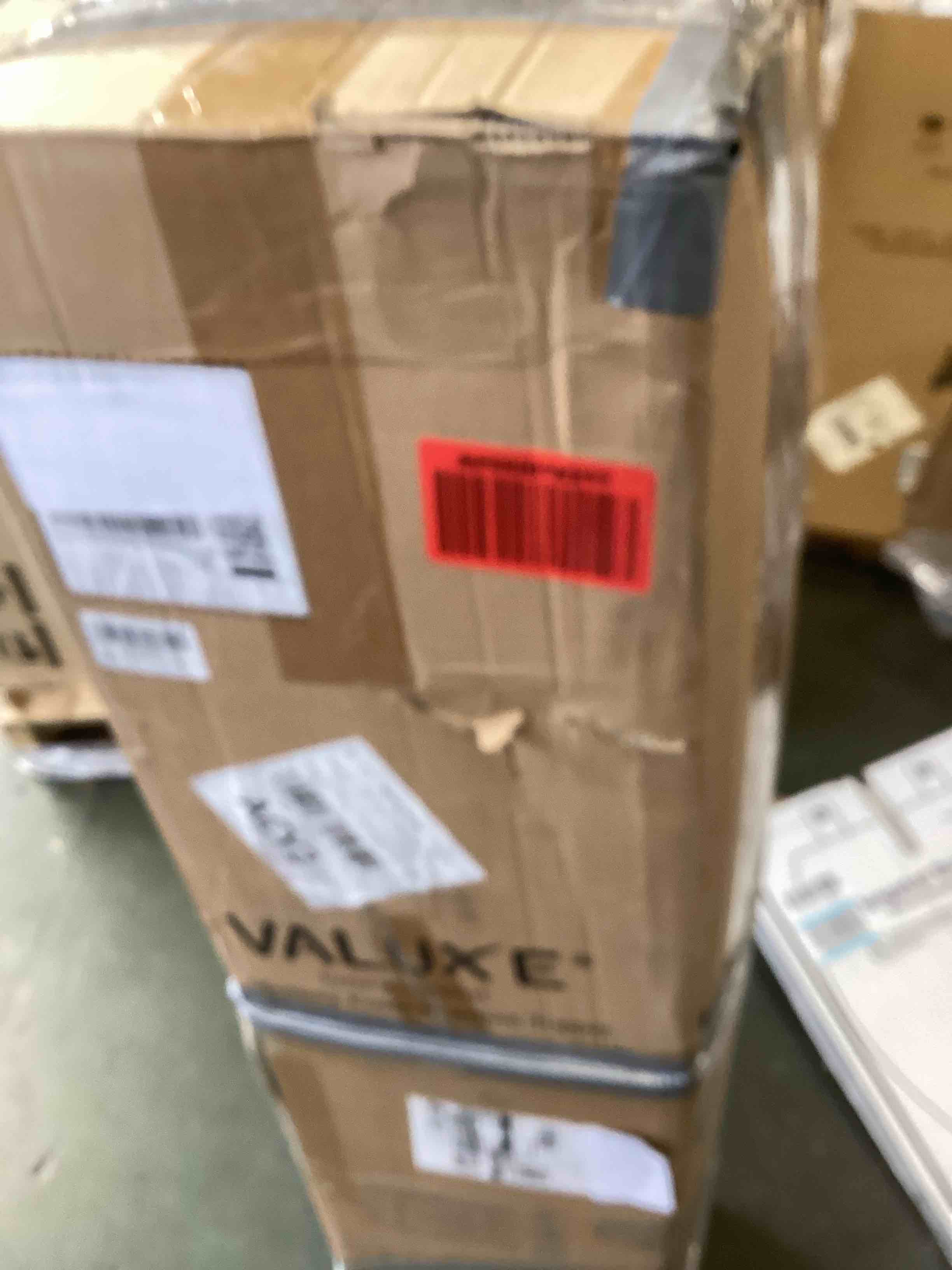 https://s3.amazonaws.com/lotting-images-prod/bidfta/PNK1842313_1740080482460.jpeg