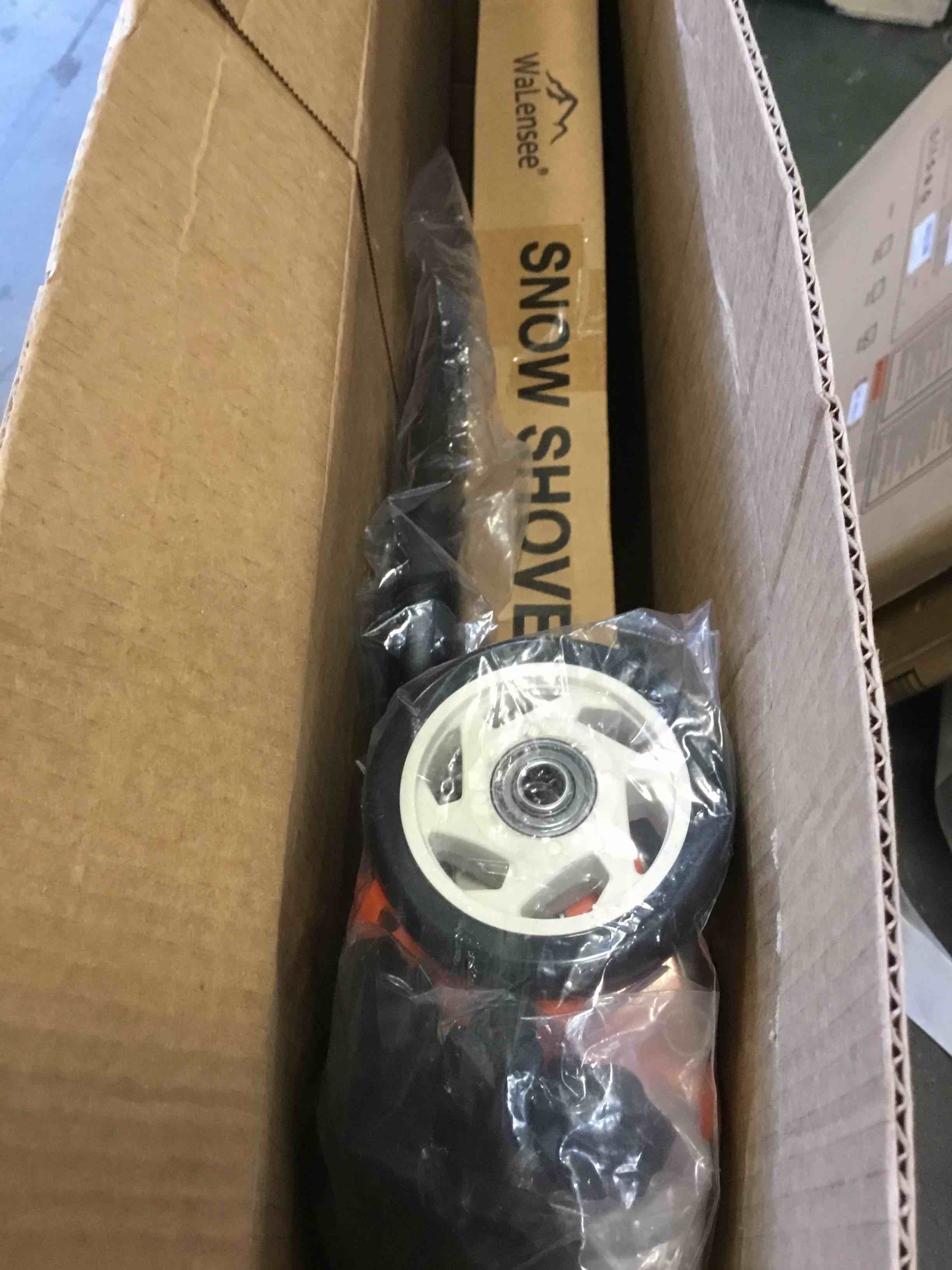 https://s3.amazonaws.com/lotting-images-prod/bidfta/PNK1842885_1740516806759.jpeg