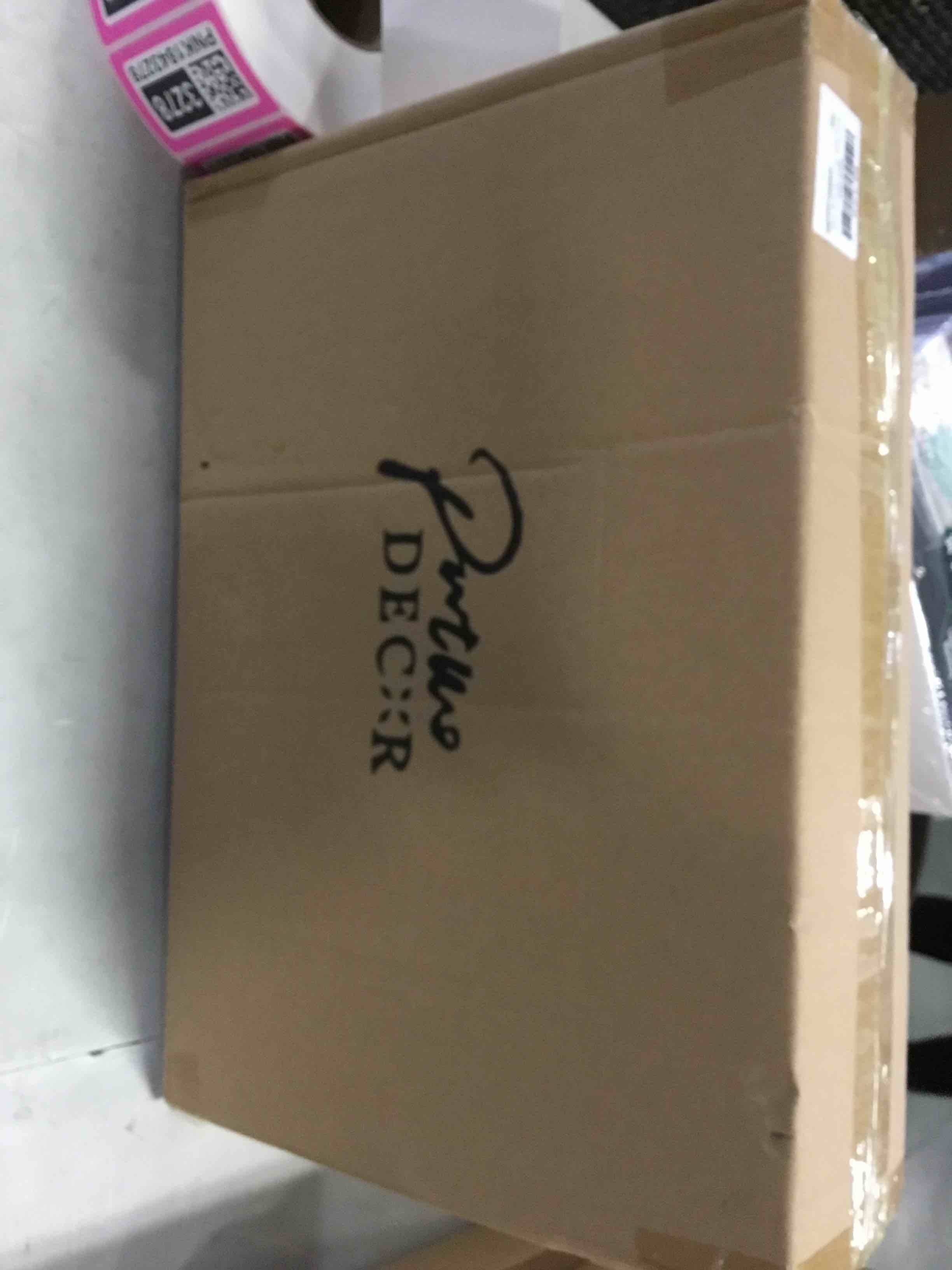 https://s3.amazonaws.com/lotting-images-prod/bidfta/PNK1843272_1738265504329.jpeg