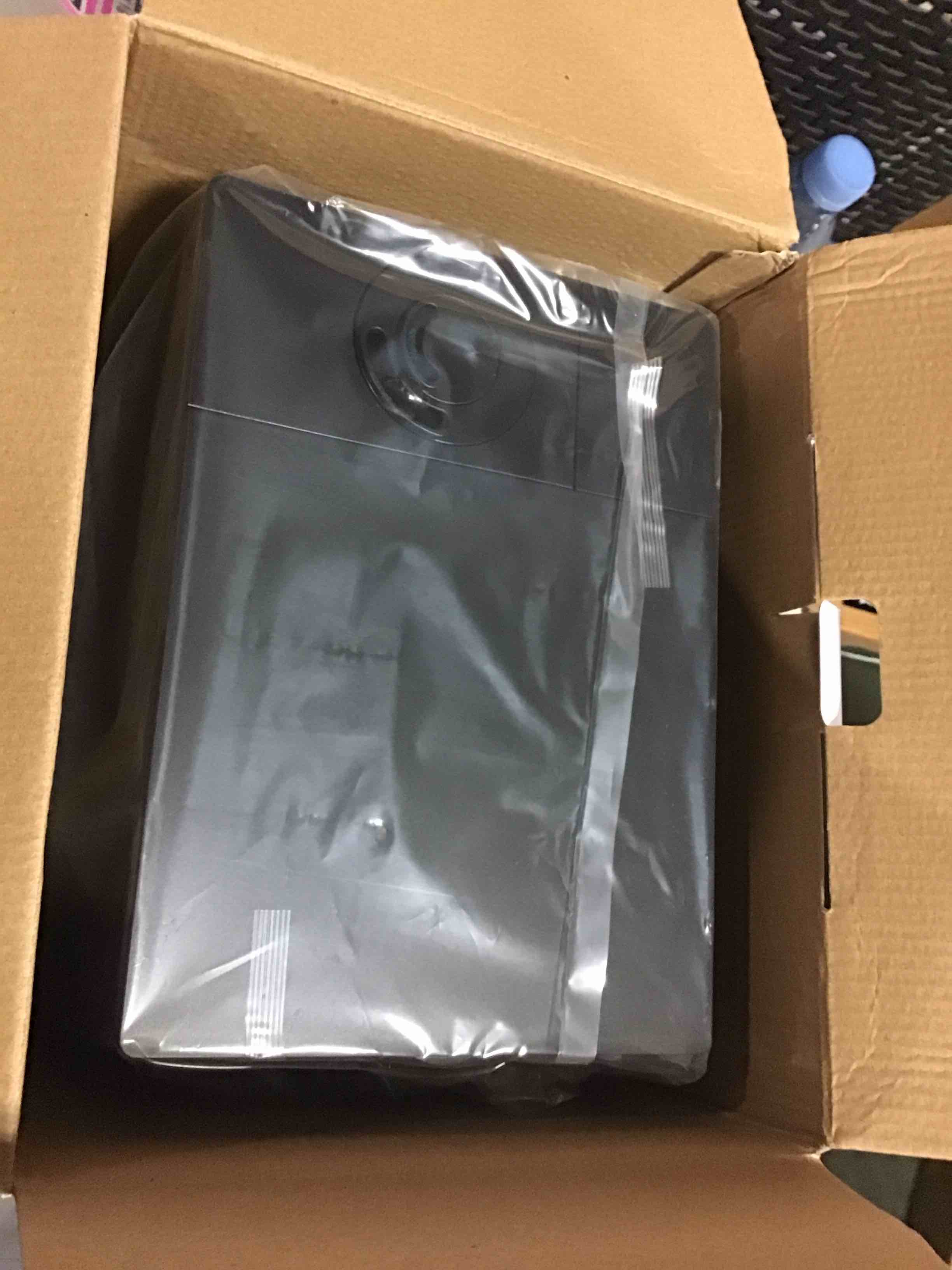 https://s3.amazonaws.com/lotting-images-prod/bidfta/PNK1843369_1738331303921.jpeg