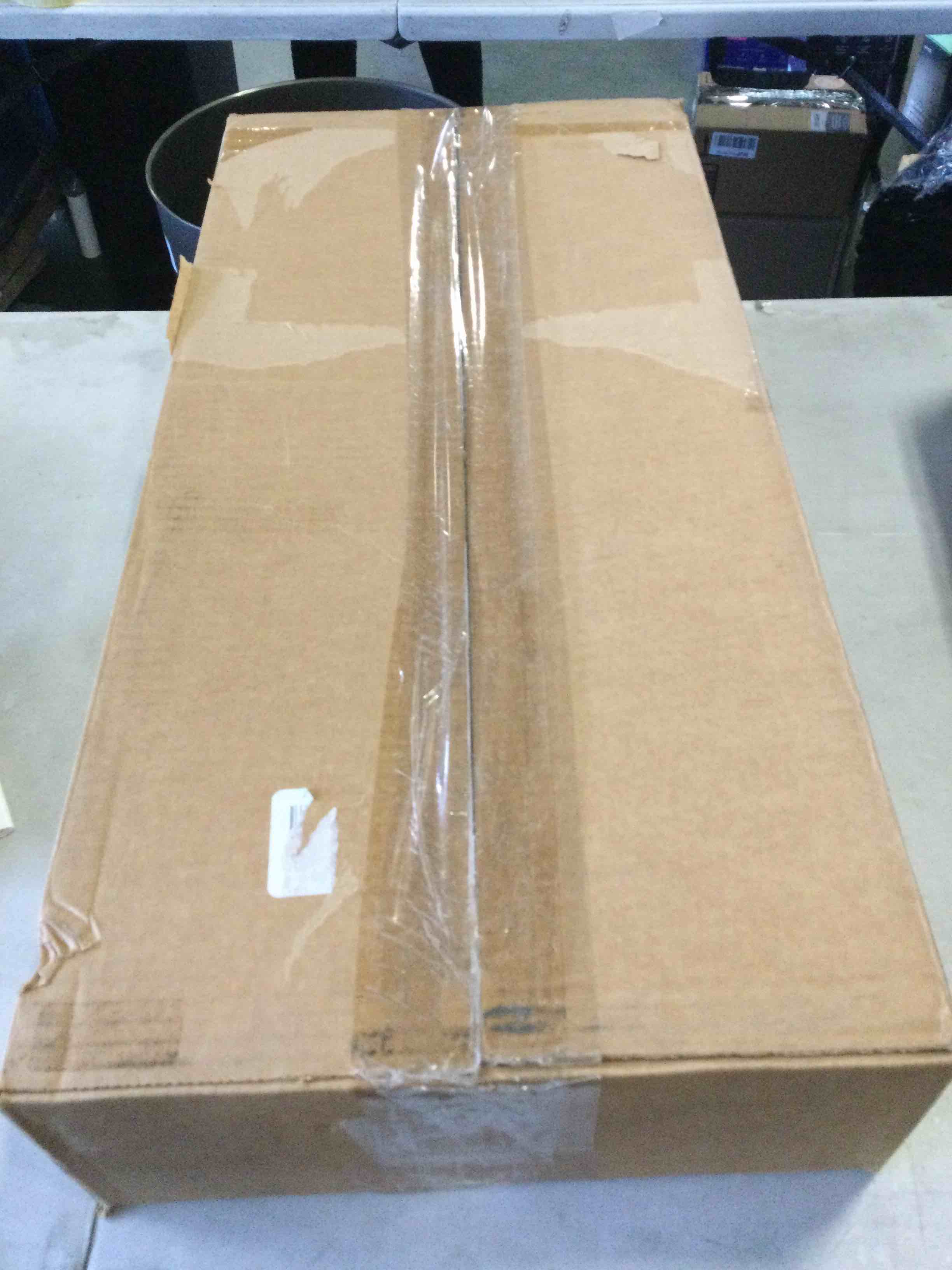 https://s3.amazonaws.com/lotting-images-prod/bidfta/PNK1843817_1738697368203.jpeg