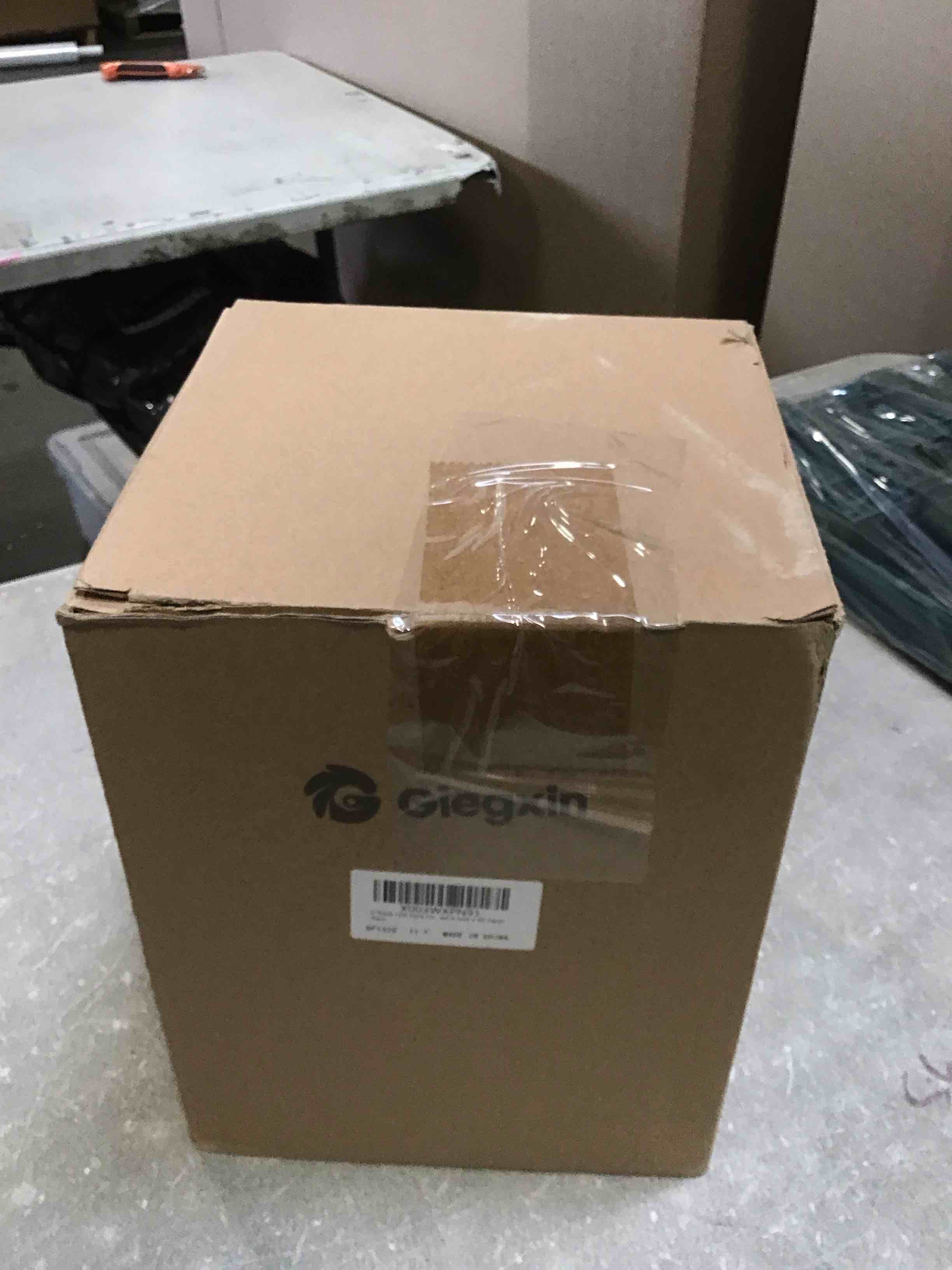 https://s3.amazonaws.com/lotting-images-prod/bidfta/PNK1846312_1738599203769.jpeg