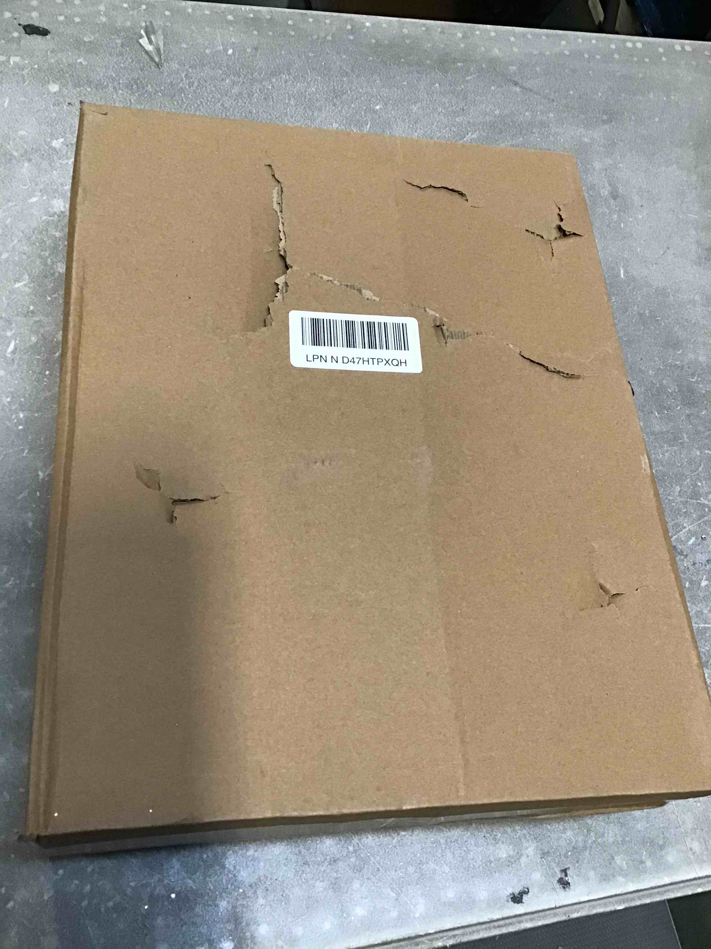 https://s3.amazonaws.com/lotting-images-prod/bidfta/PNK1846885_1738962600755.jpeg