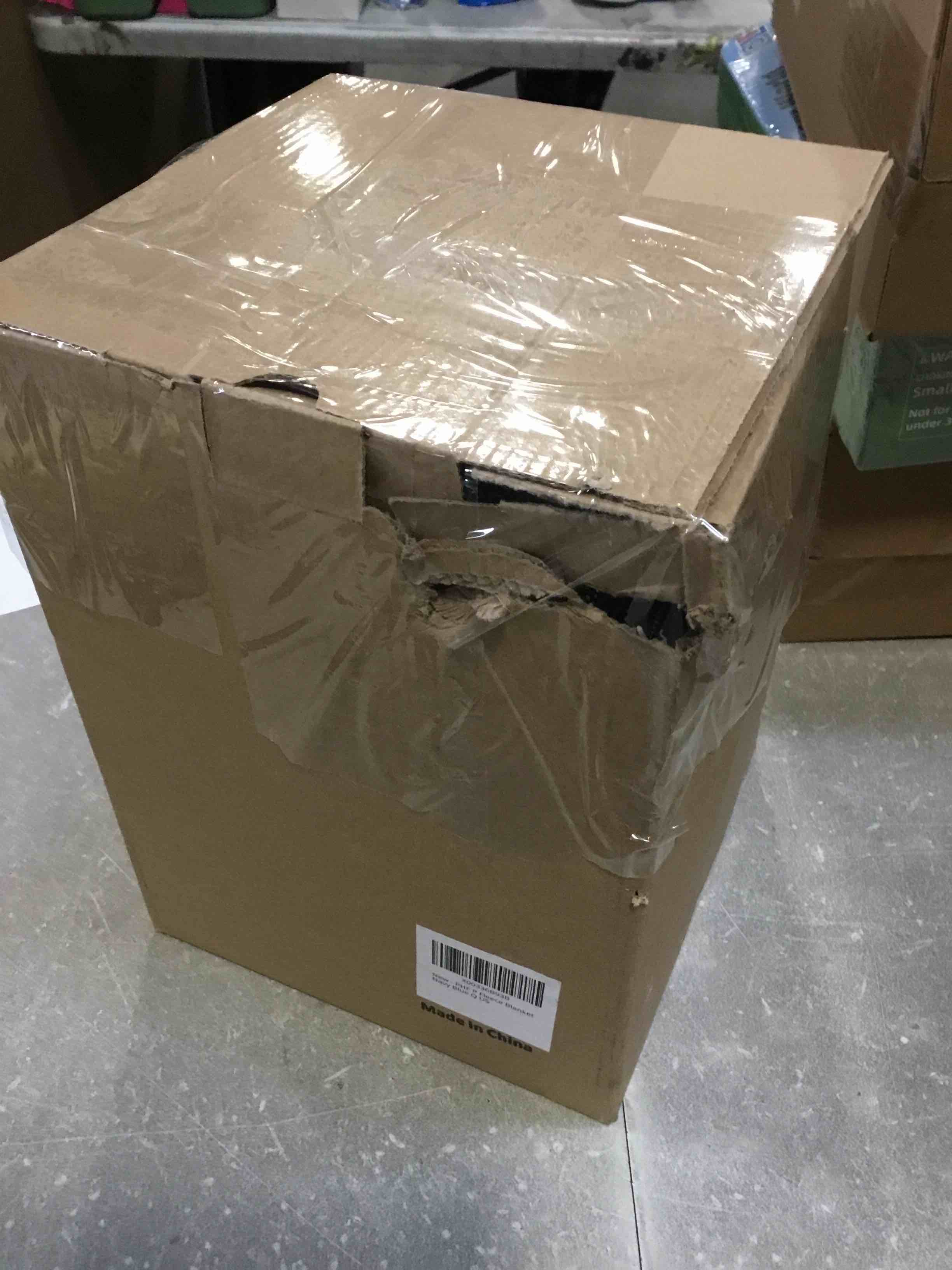 https://s3.amazonaws.com/lotting-images-prod/bidfta/PNK1847868_1739888299248.jpeg