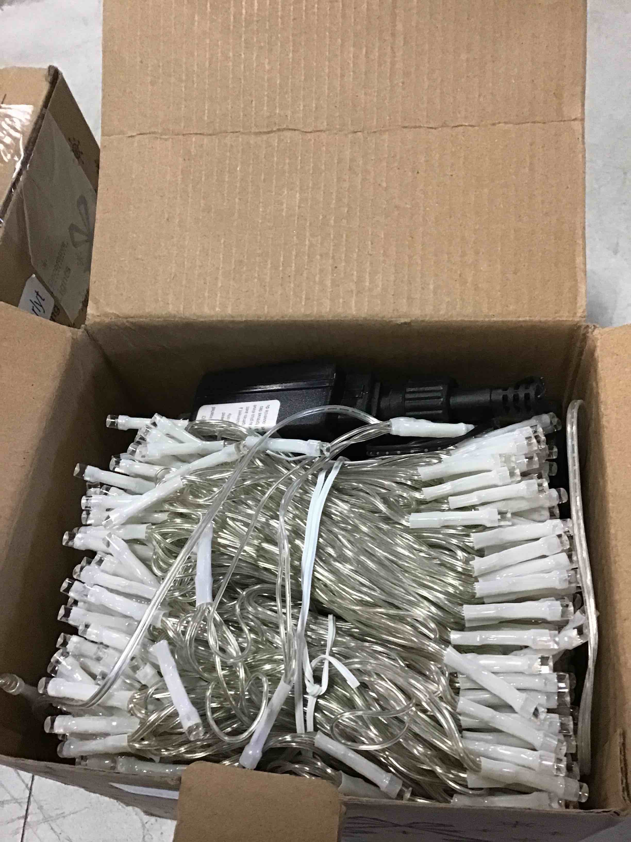 https://s3.amazonaws.com/lotting-images-prod/bidfta/PNK1848904_1741785179753.jpeg