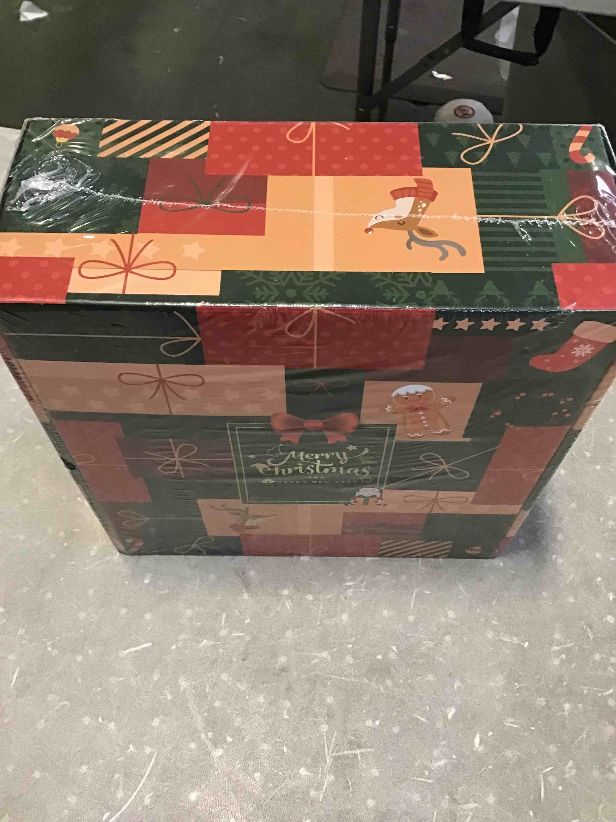 https://s3.amazonaws.com/lotting-images-prod/bidfta/PNK1849551_1738678177266.jpeg