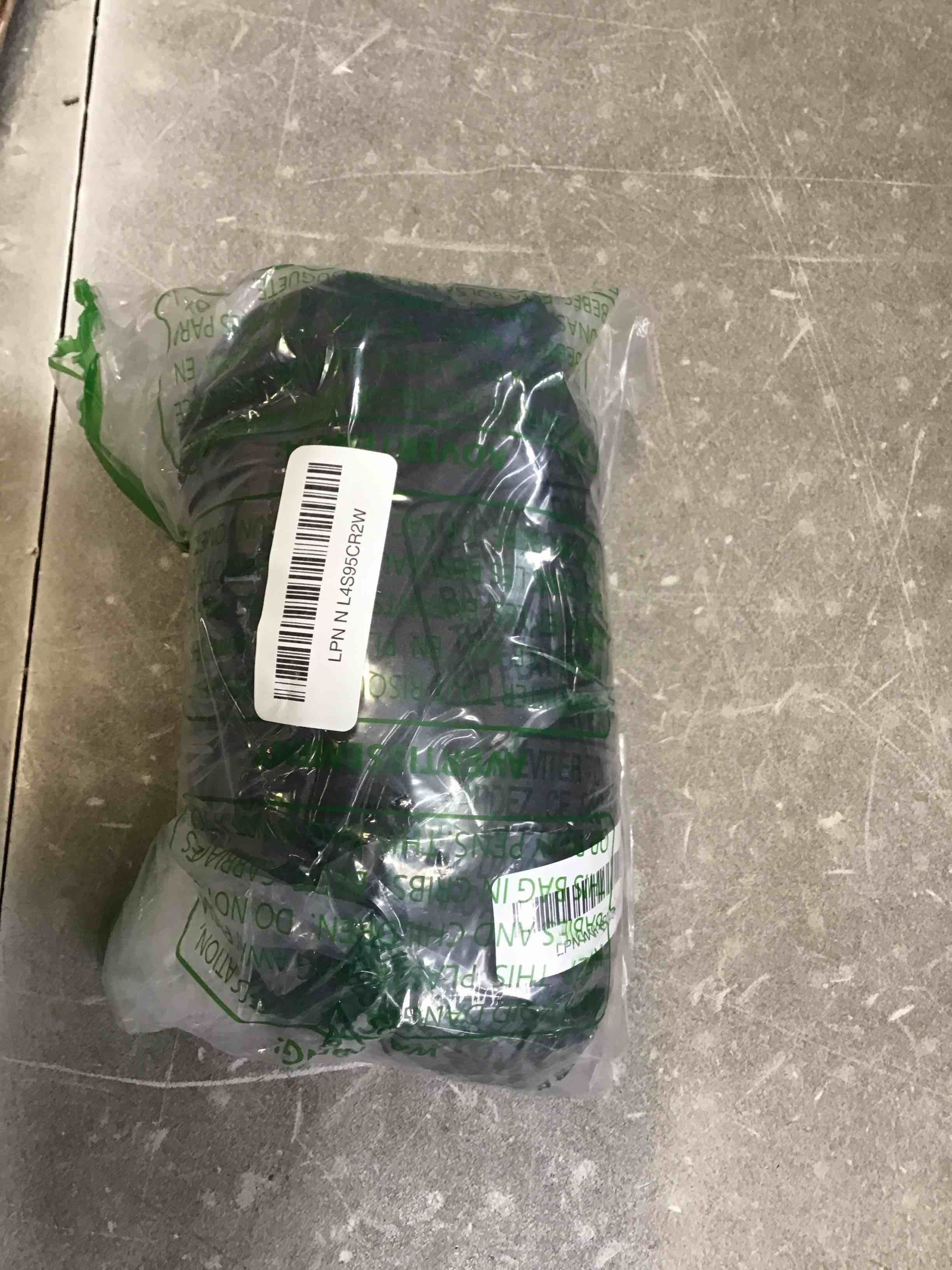 https://s3.amazonaws.com/lotting-images-prod/bidfta/PNK1849671_1738693363430.jpeg