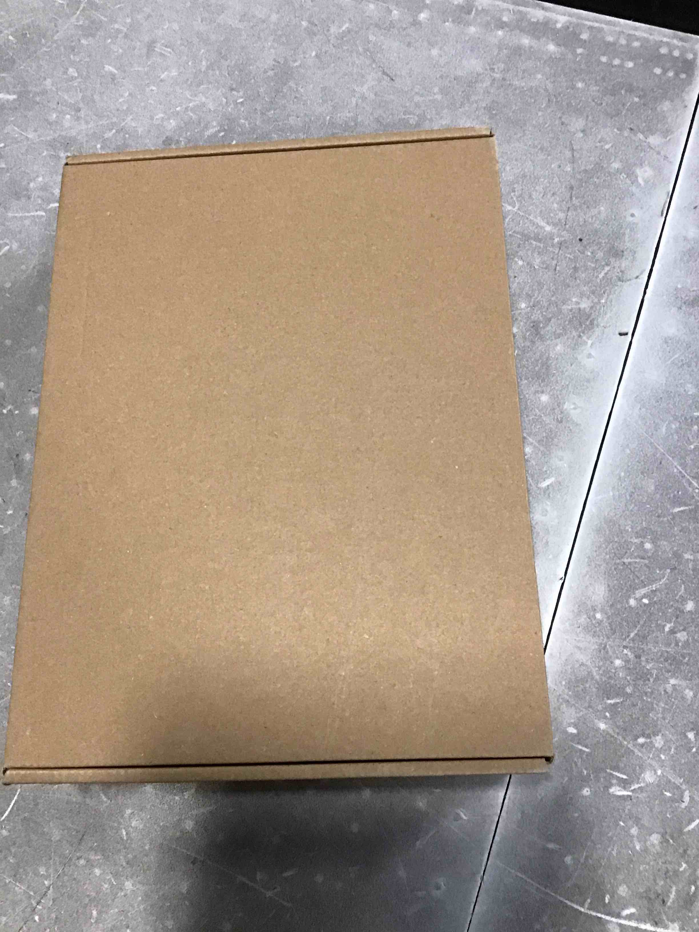 https://s3.amazonaws.com/lotting-images-prod/bidfta/PNK1850069_1738785881612.jpeg