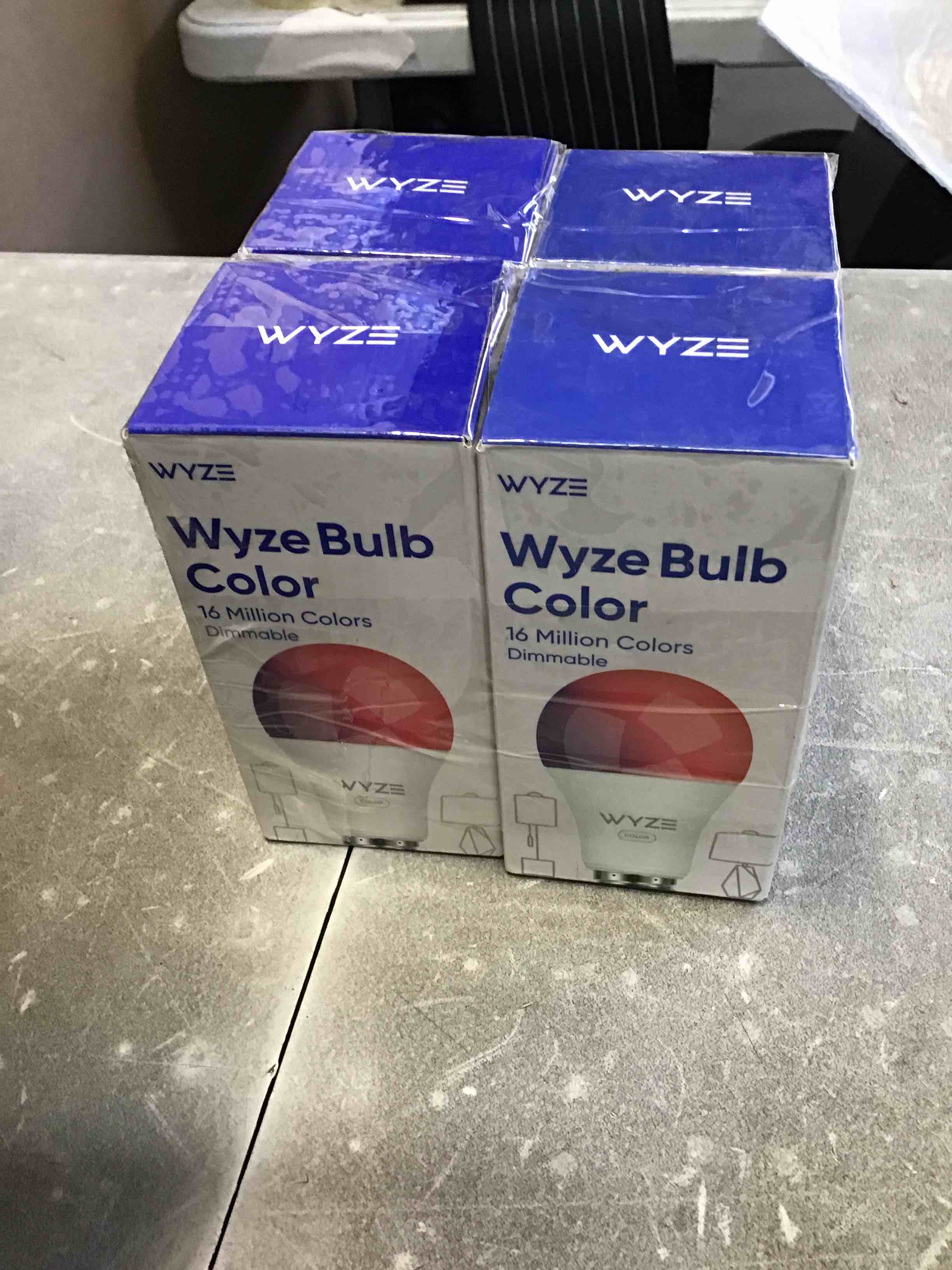 https://s3.amazonaws.com/lotting-images-prod/bidfta/PNK1850175_1738867513501.jpeg