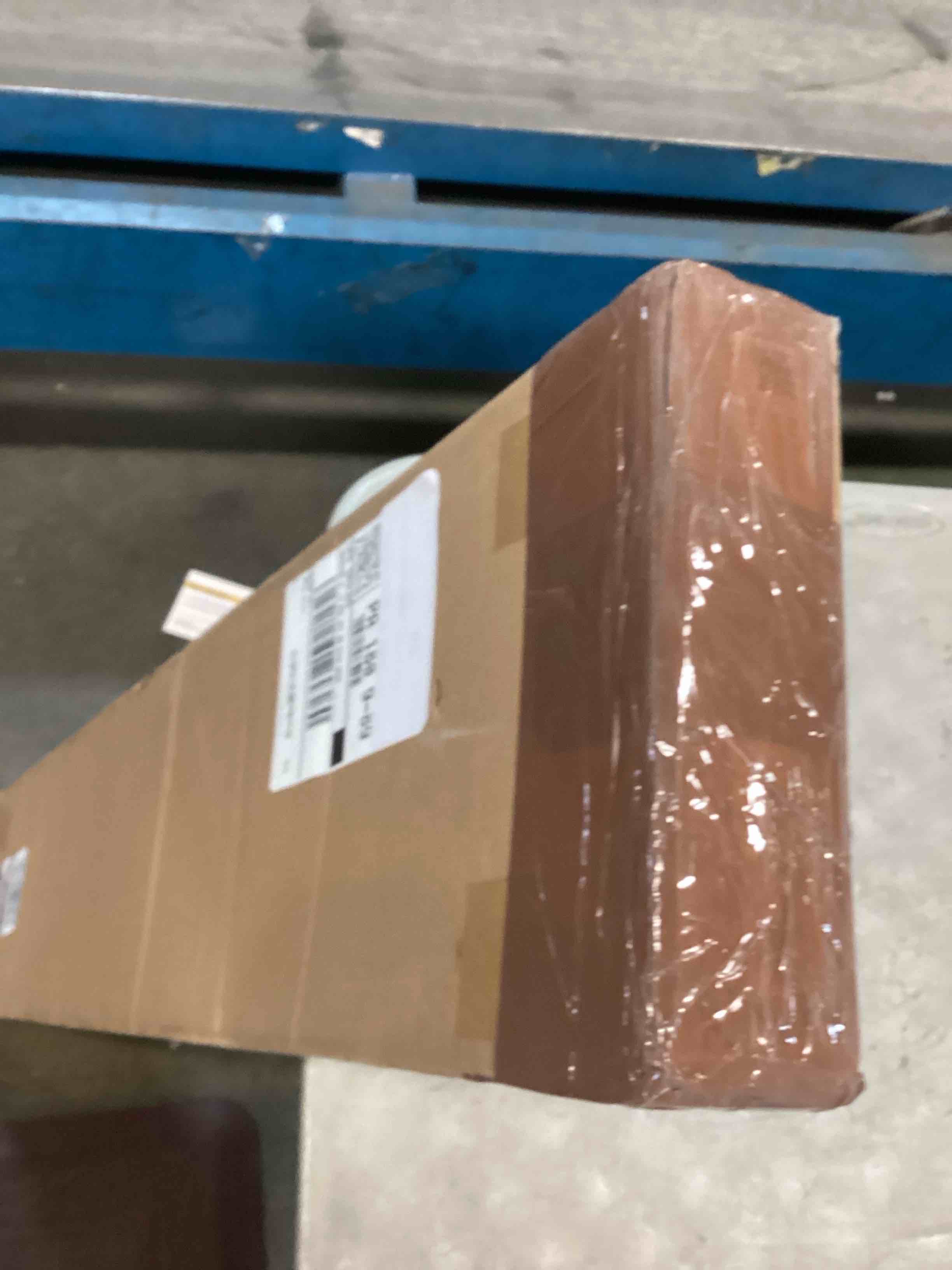https://s3.amazonaws.com/lotting-images-prod/bidfta/PNK1851625_1740061570459.jpeg