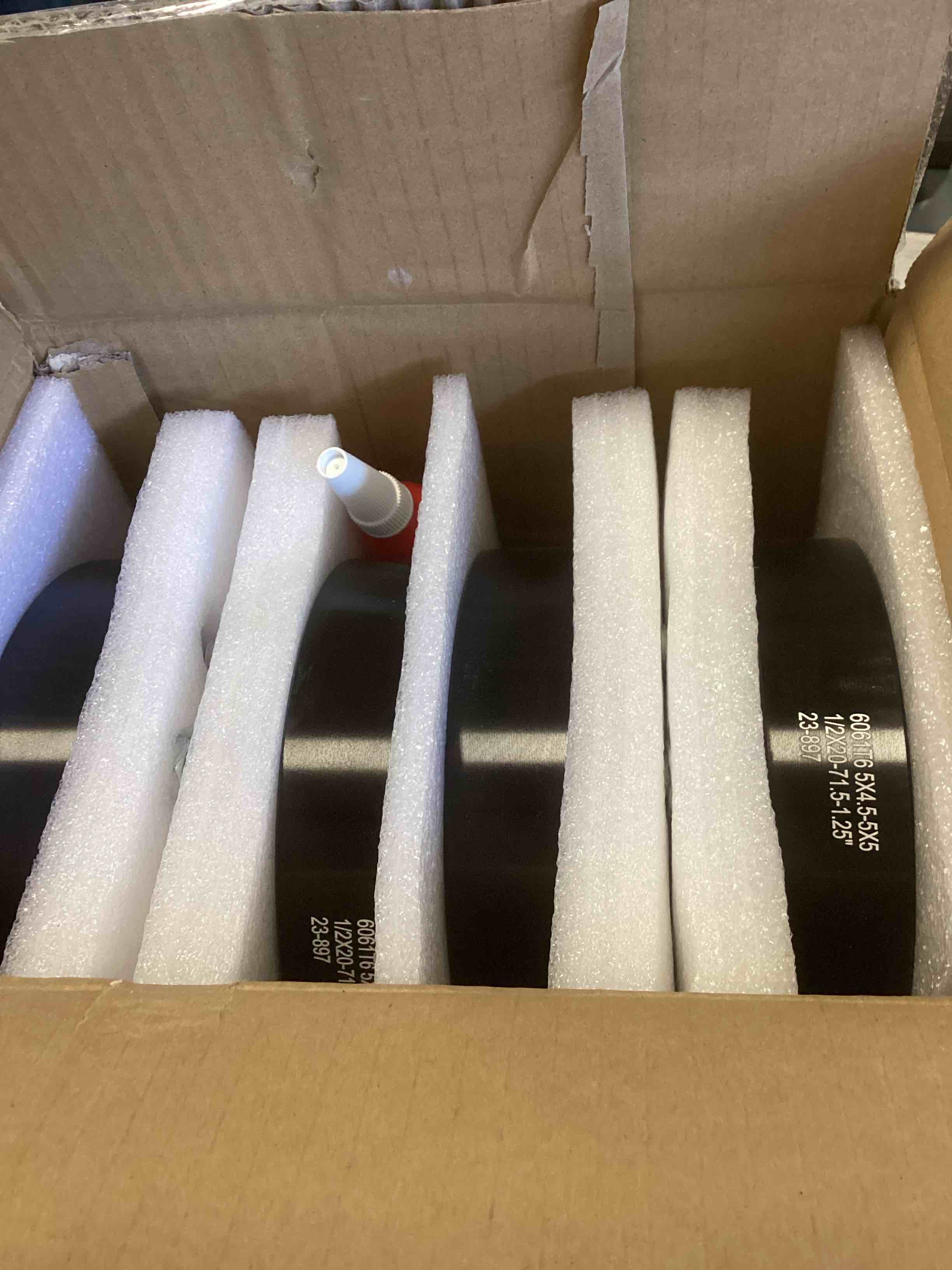 FLYCLE 5x4.5 to 5x5 (Change Bolt Pattern) Wheel Adapters Compatible with JK XK WK WJ Wheels on Tj Yj Kk Xj Mj Kj Zj, 1.25 inch 5x114.3mm to 5x127mm Wheel Adapter with 1/2-20 Studs & 71.5mm Bore