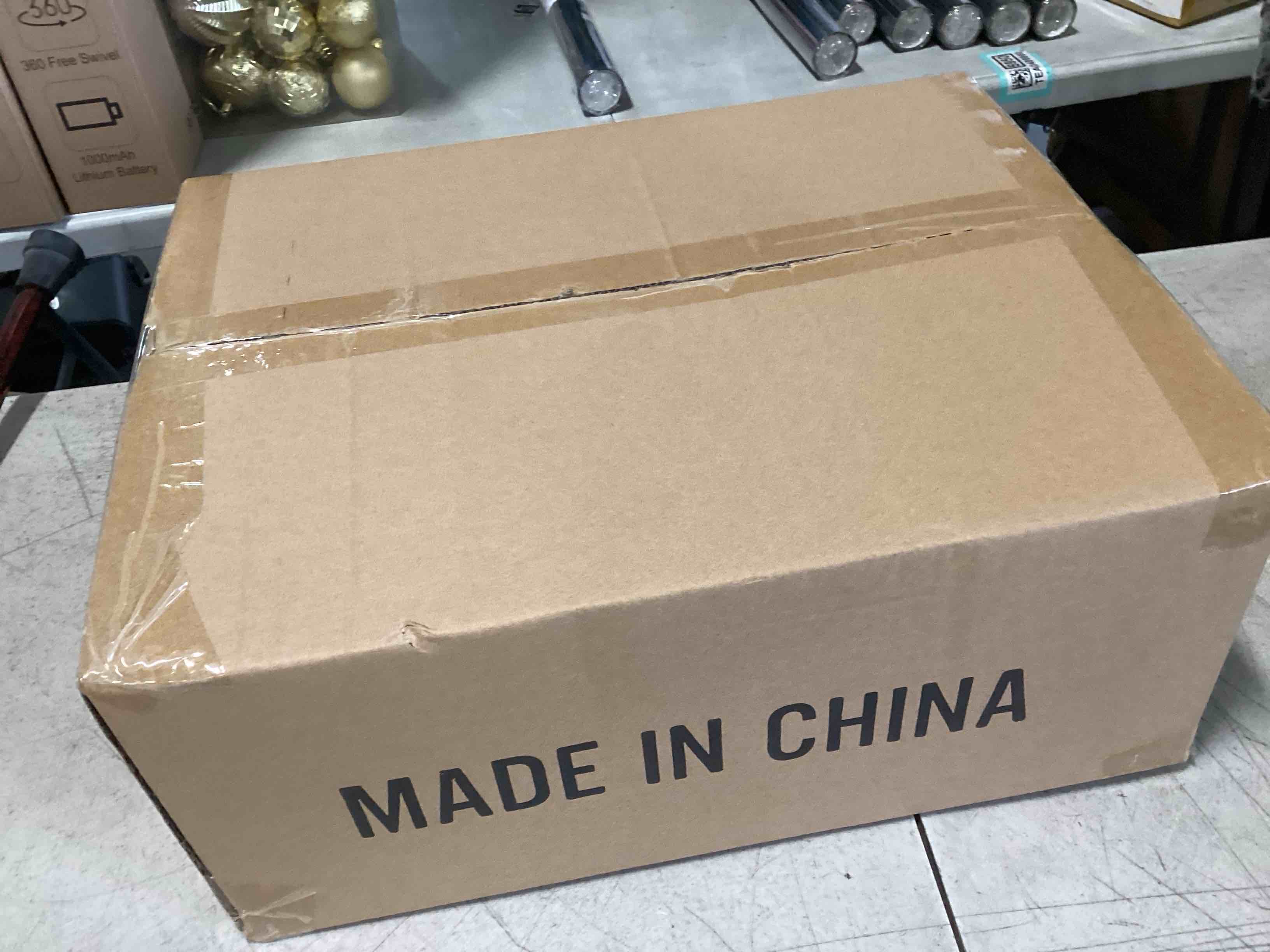 https://s3.amazonaws.com/lotting-images-prod/bidfta/PNK1853807_1739469365539.jpeg