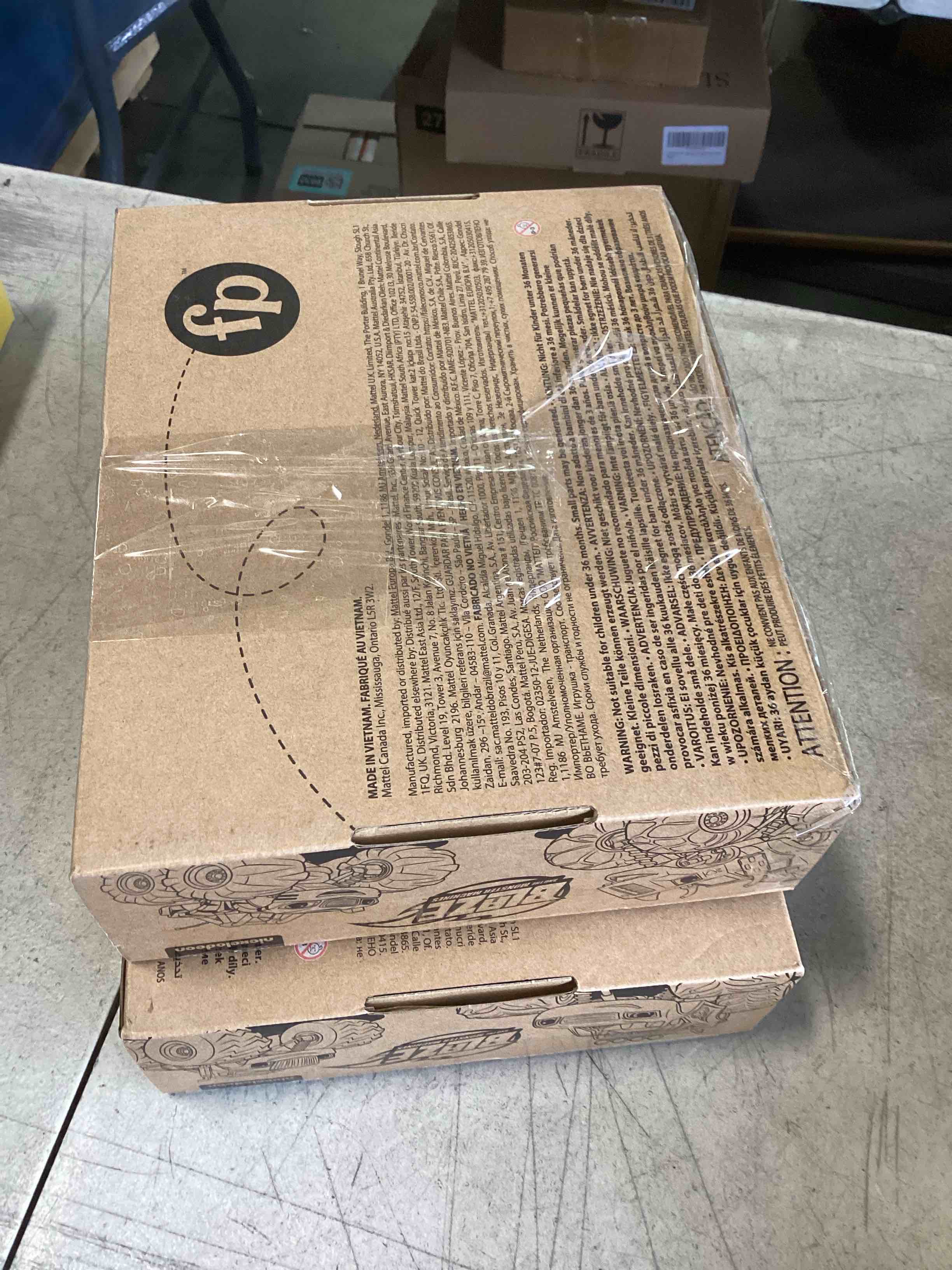 https://s3.amazonaws.com/lotting-images-prod/bidfta/PNK1854152_1739826088583.jpeg