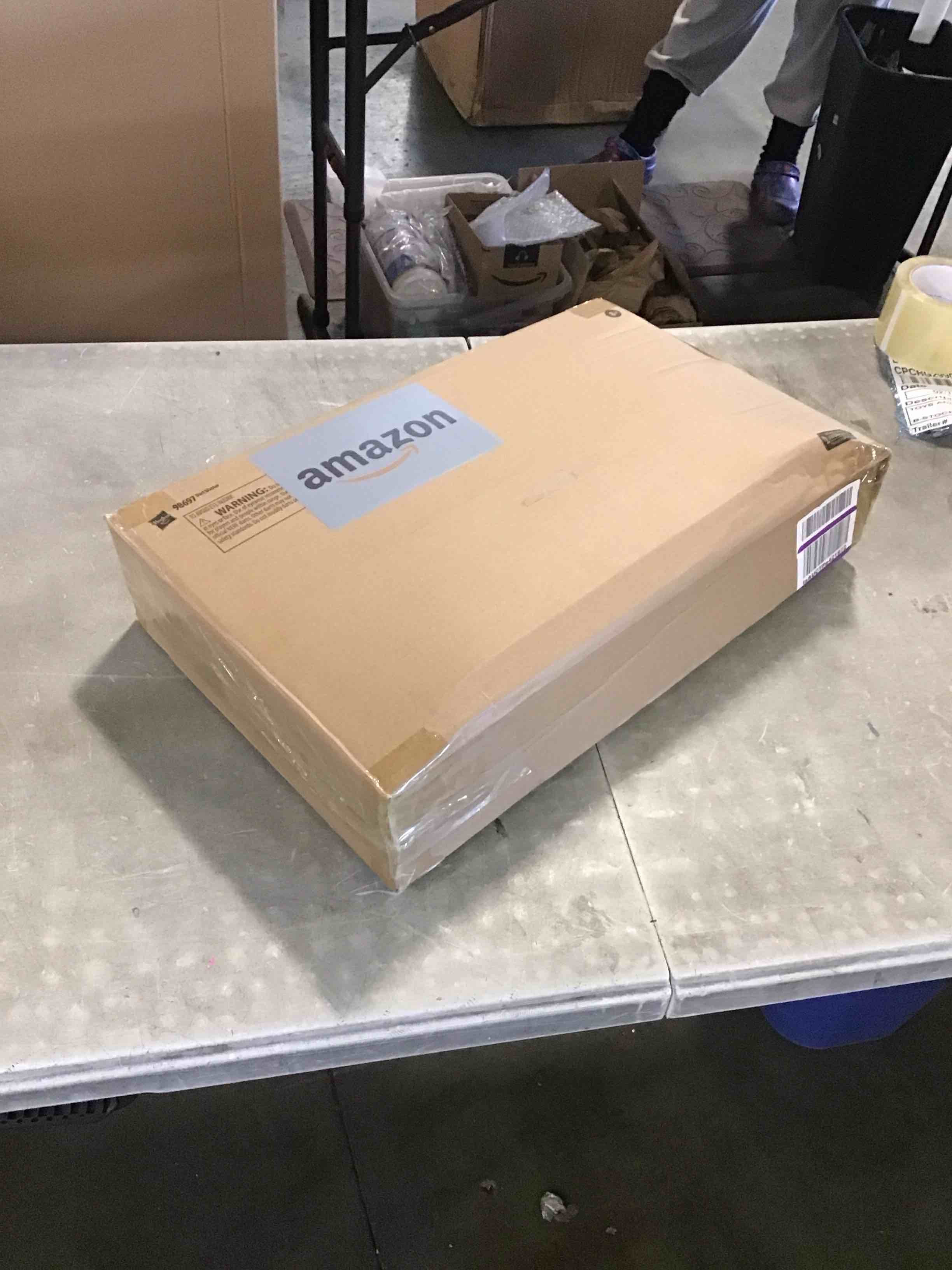 https://s3.amazonaws.com/lotting-images-prod/bidfta/PNK1855981_1739815107712.jpeg