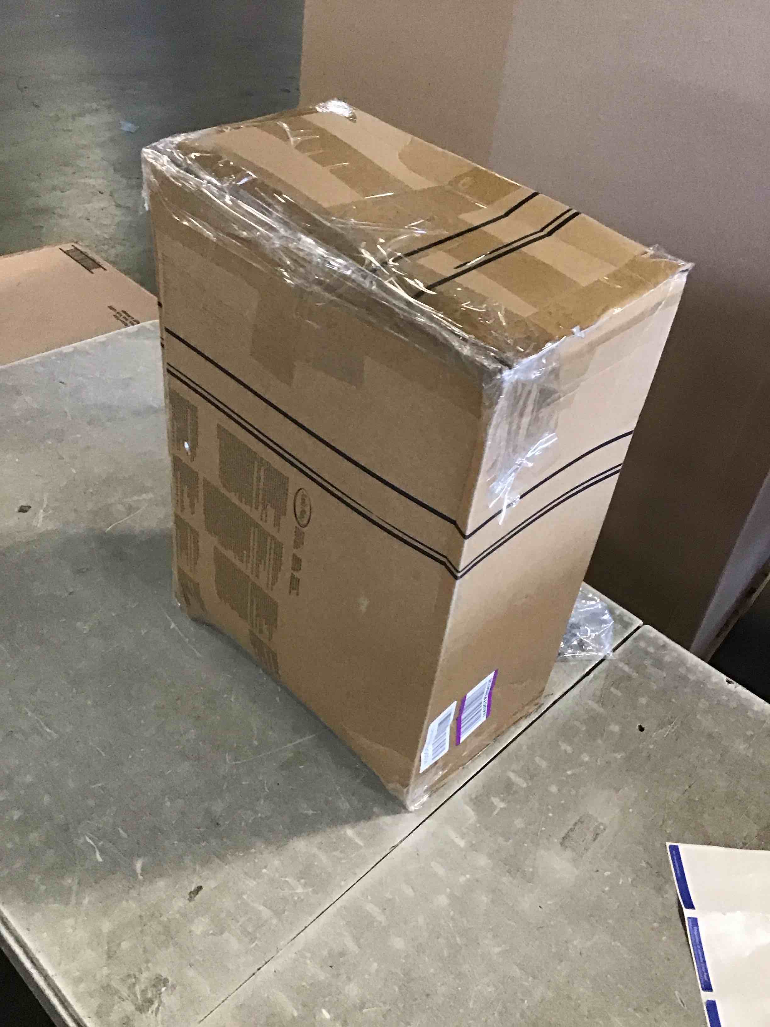 https://s3.amazonaws.com/lotting-images-prod/bidfta/PNK1855985_1739817203012.jpeg
