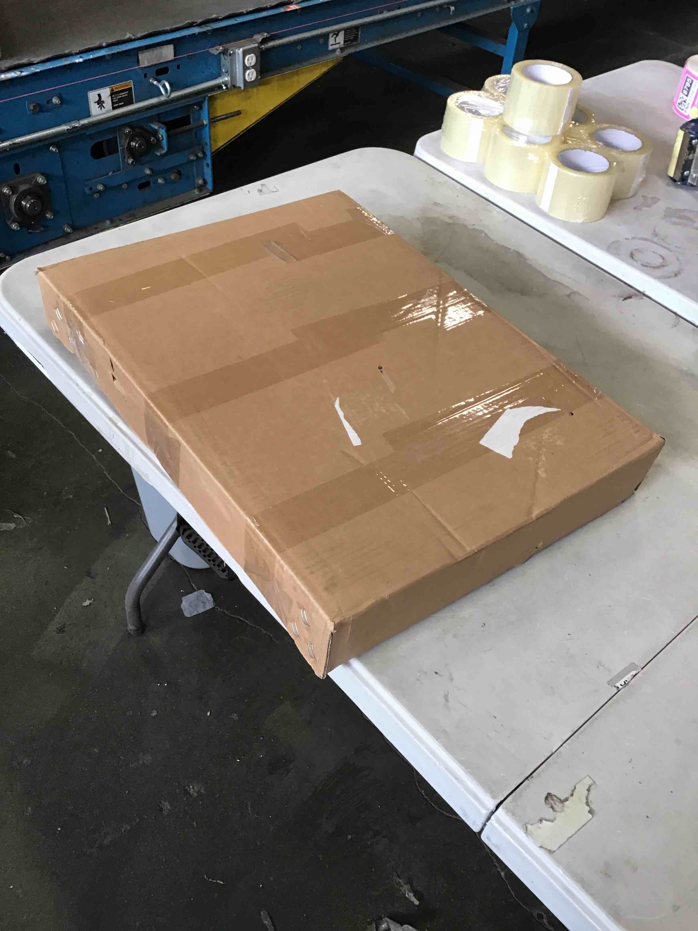 https://s3.amazonaws.com/lotting-images-prod/bidfta/PNK1856279_1740061827457.jpeg