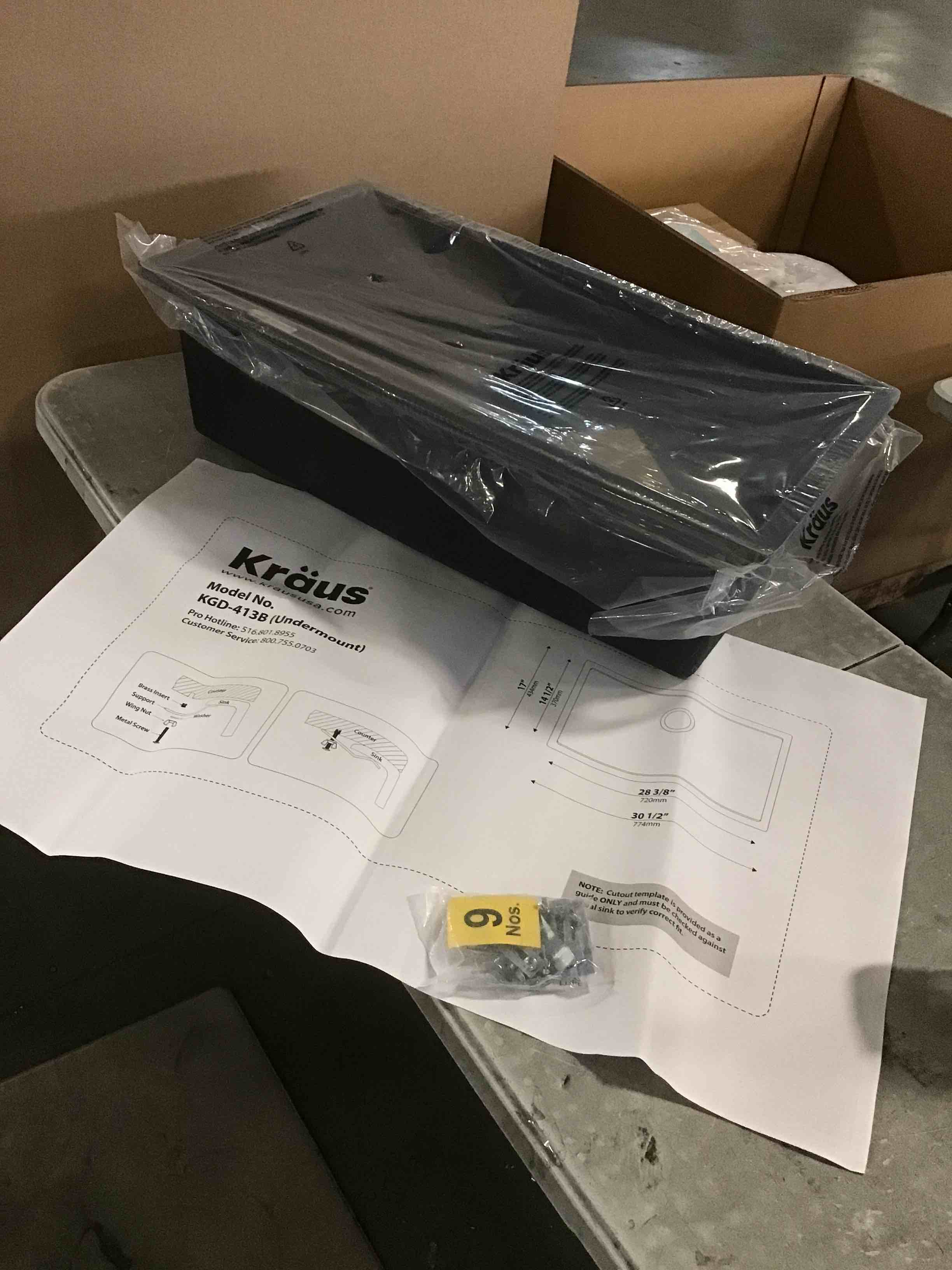 https://s3.amazonaws.com/lotting-images-prod/bidfta/PNK1857150_1741275374850.jpeg