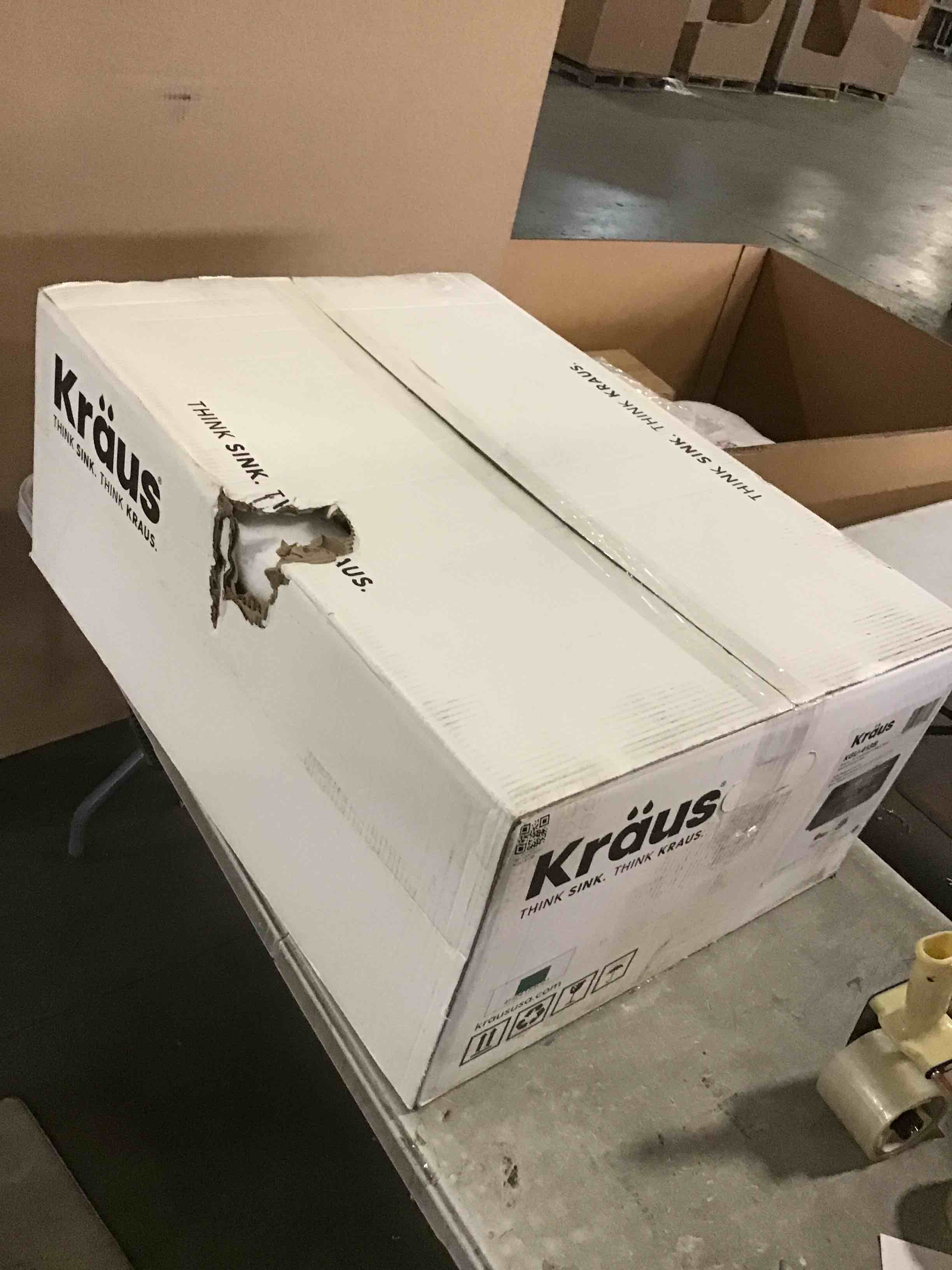 https://s3.amazonaws.com/lotting-images-prod/bidfta/PNK1857150_1741275514298.jpeg