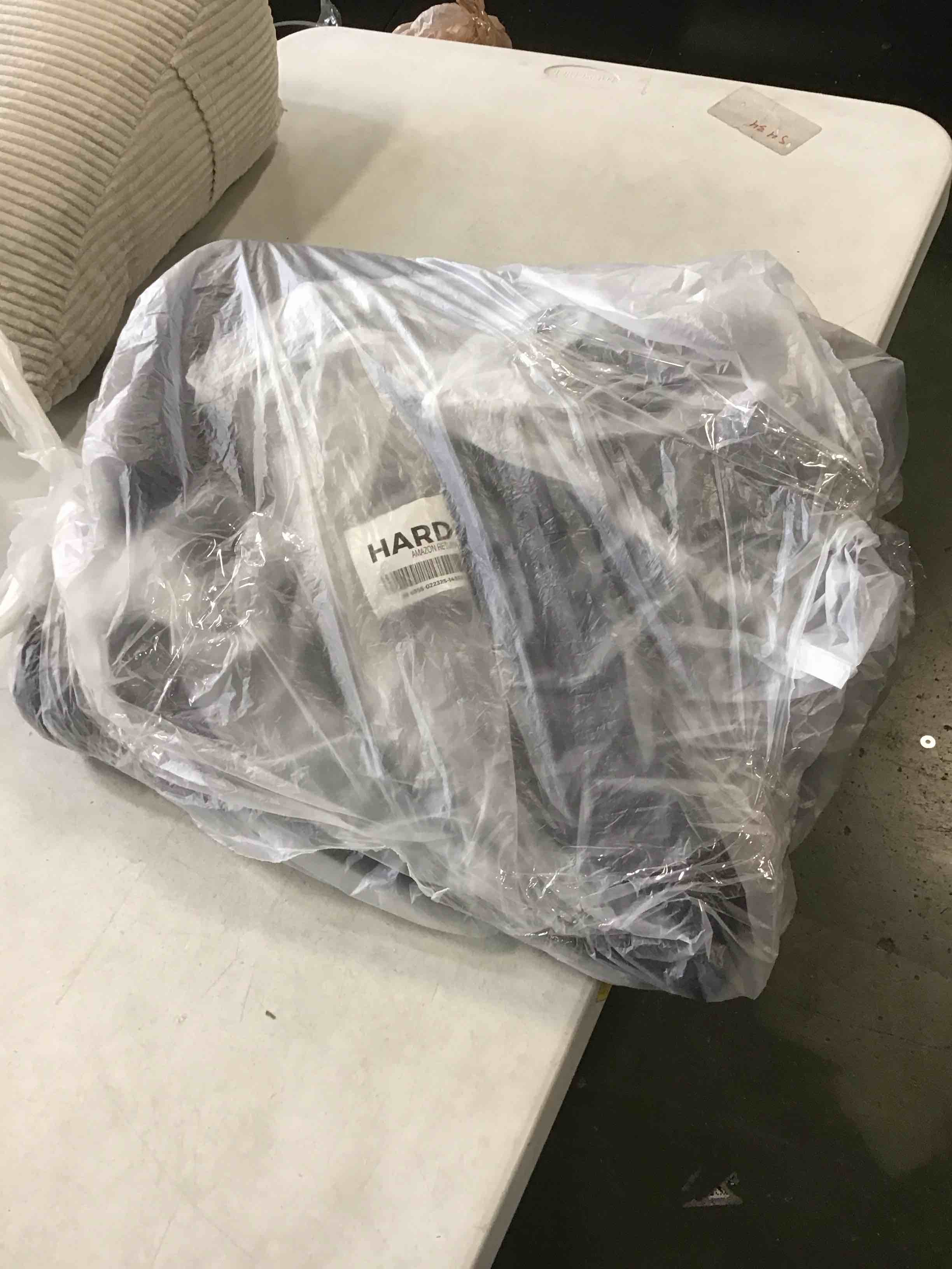 https://s3.amazonaws.com/lotting-images-prod/bidfta/PNK1857423_1741806815771.jpeg