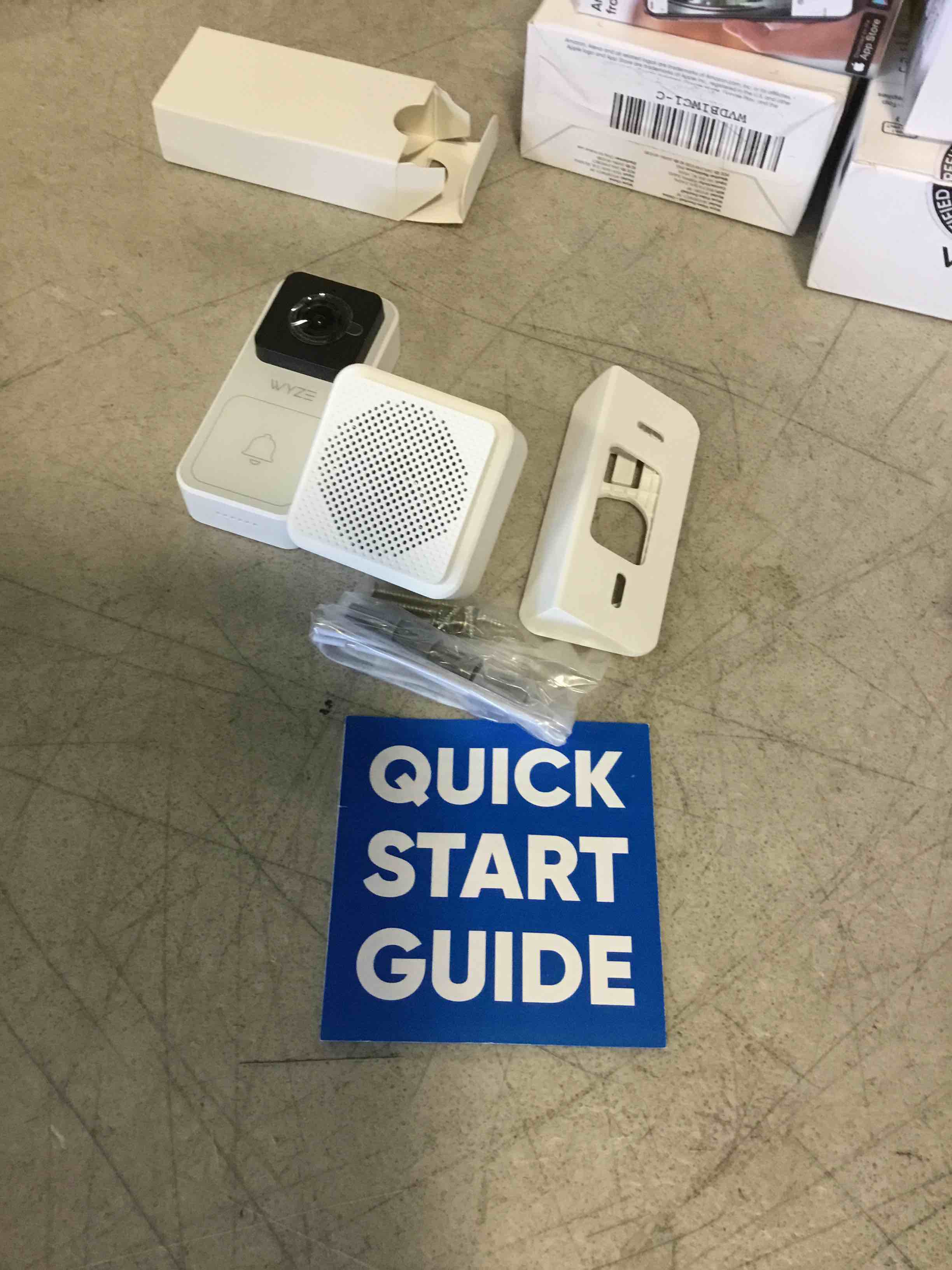 https://s3.amazonaws.com/lotting-images-prod/bidfta/PNK1858299_1738952607227.jpeg
