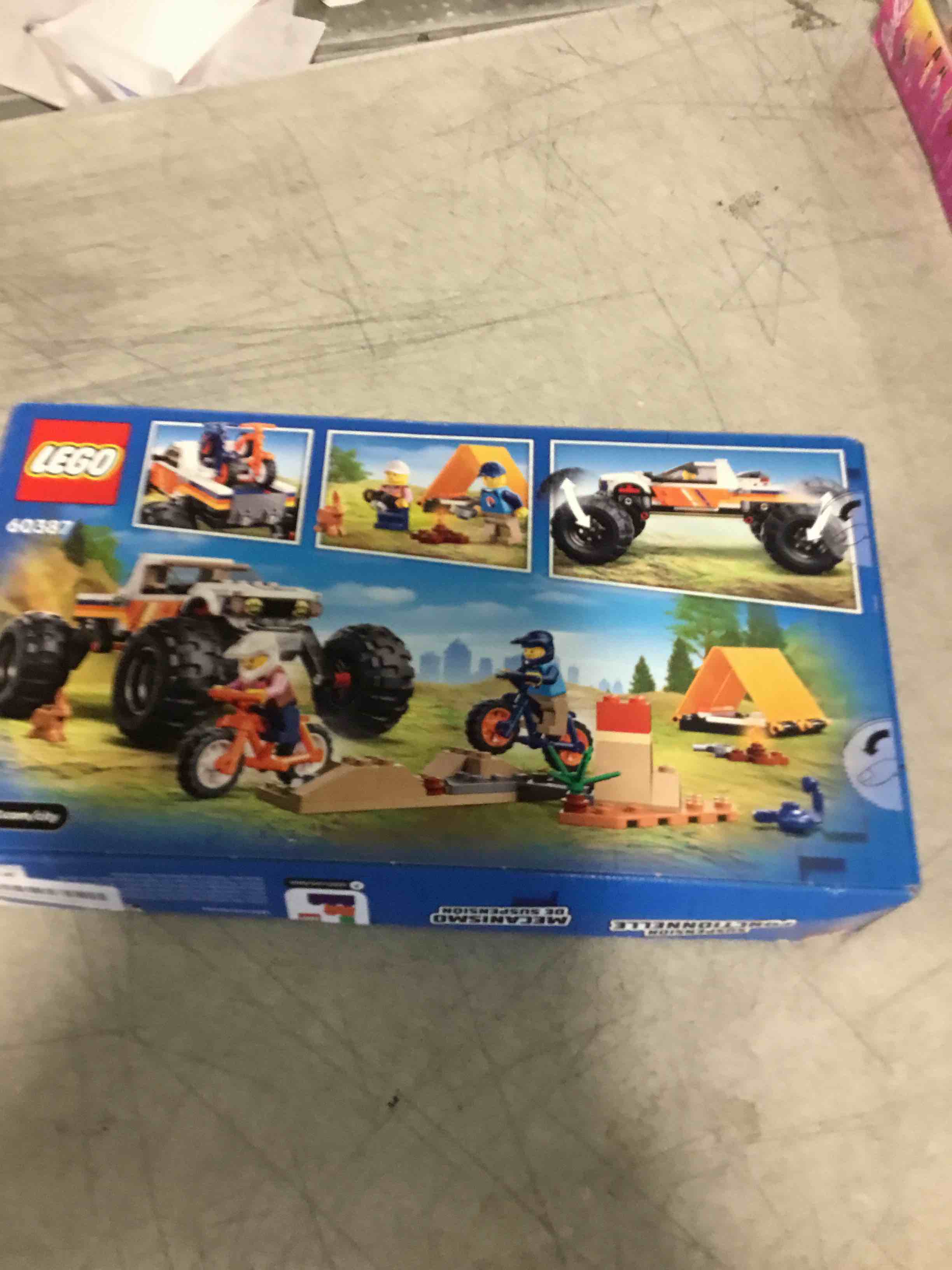 https://s3.amazonaws.com/lotting-images-prod/bidfta/PNK1858469_1739204442244.jpeg