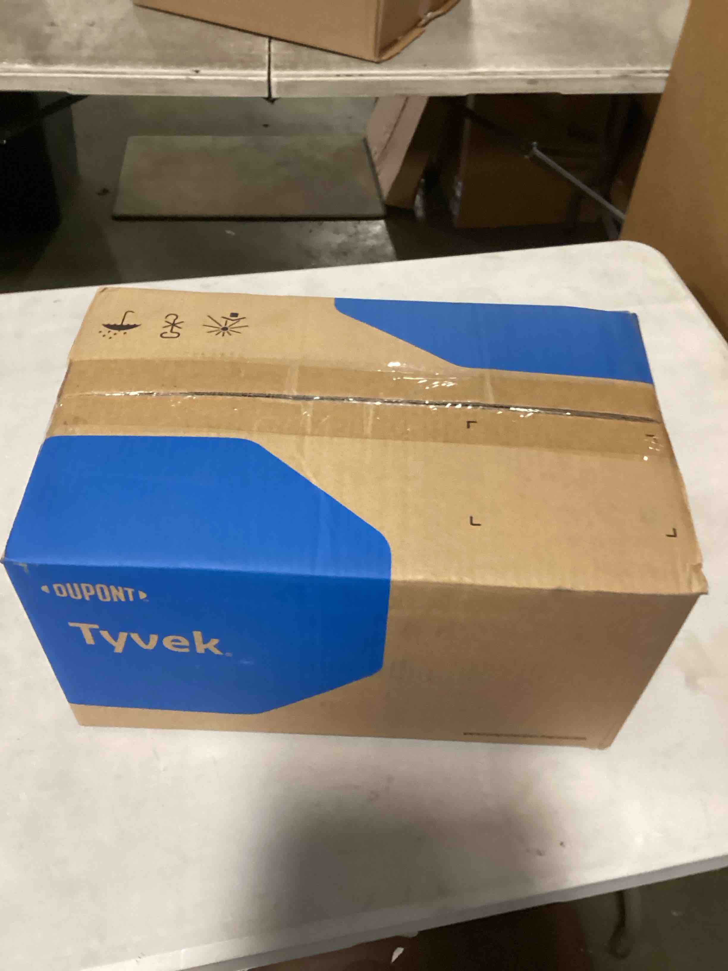 https://s3.amazonaws.com/lotting-images-prod/bidfta/PNK1859329_1741269020858.jpeg