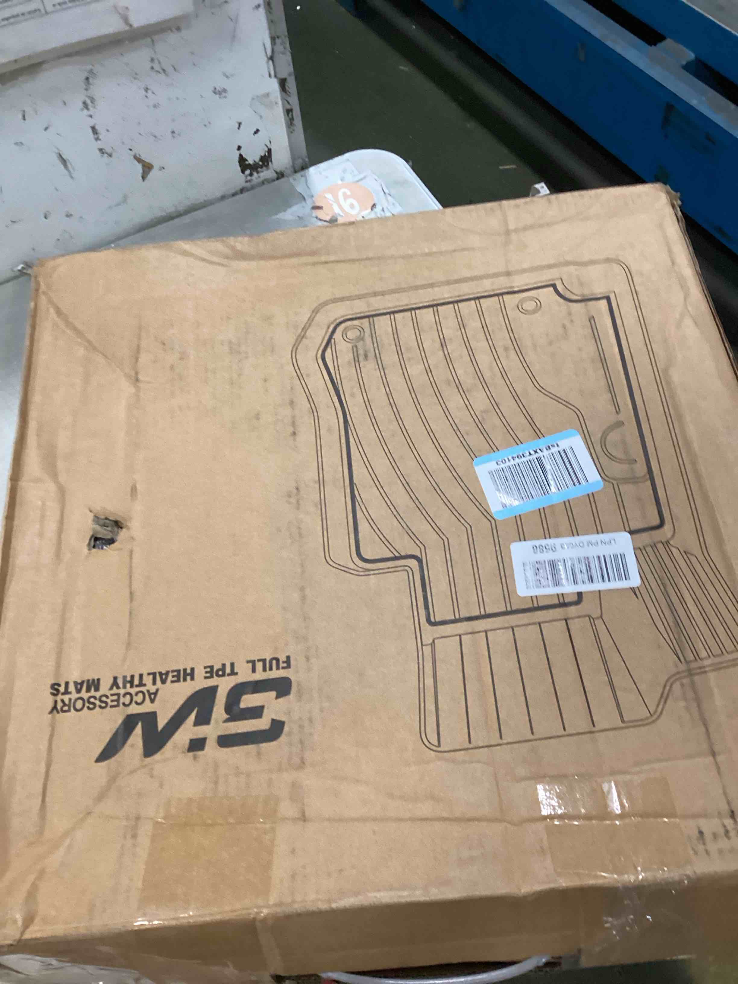 https://s3.amazonaws.com/lotting-images-prod/bidfta/PNK1860348_1749492330129.jpeg