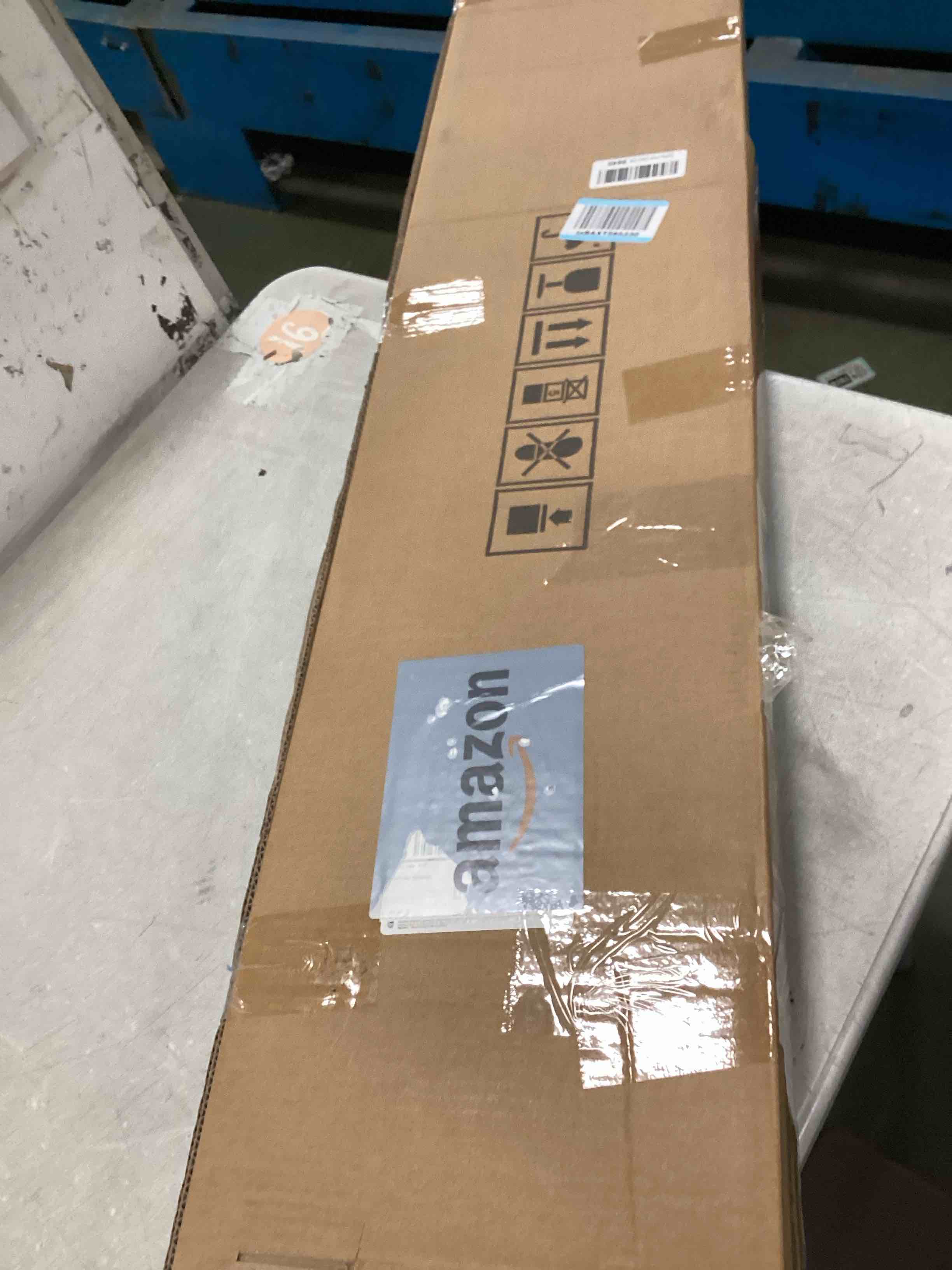 https://s3.amazonaws.com/lotting-images-prod/bidfta/PNK1860584_1749643438754.jpeg